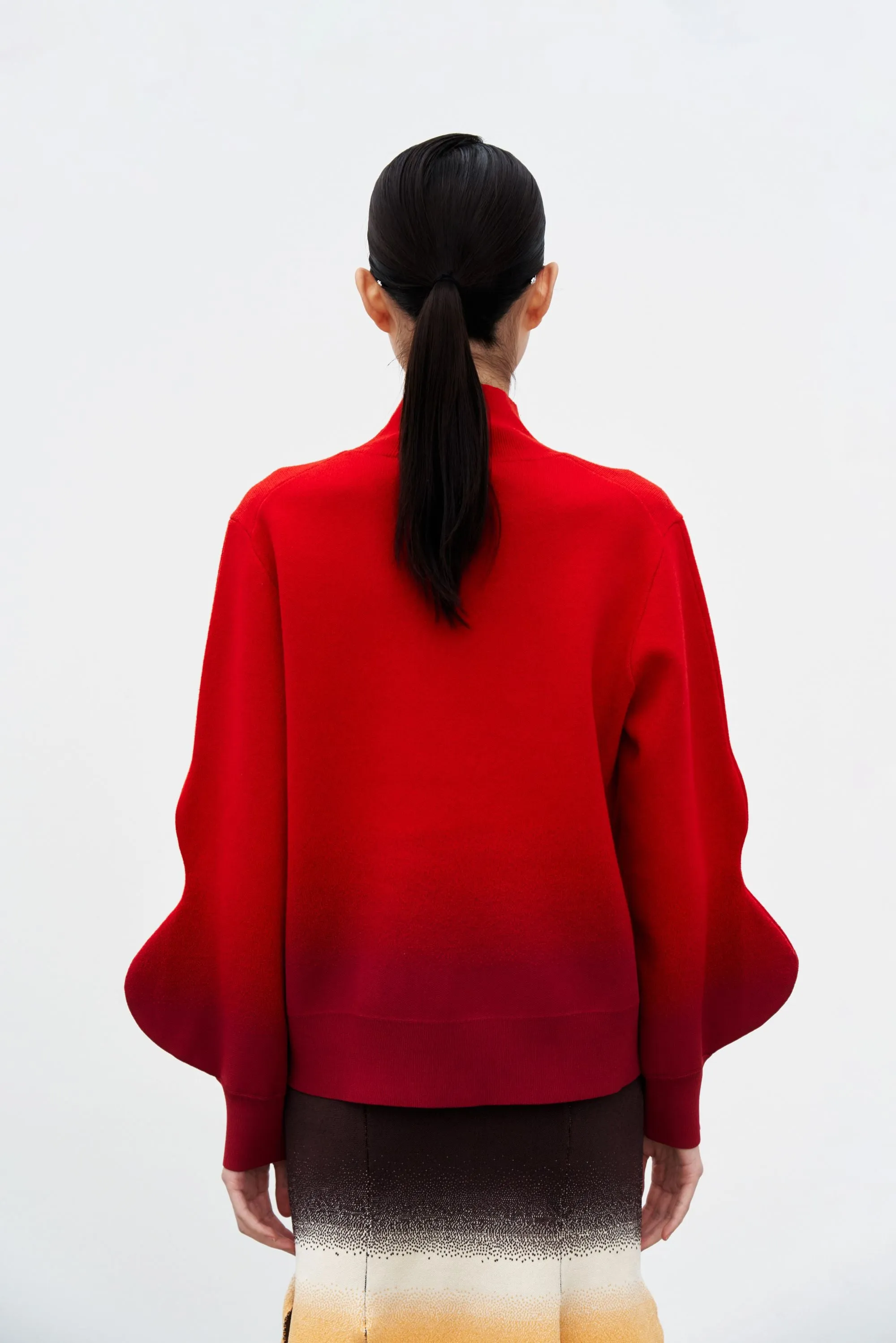 DropShoulderConstruction LIKO GRADIENT PRINT MOCKNECK WITH WAVY SLEEVES