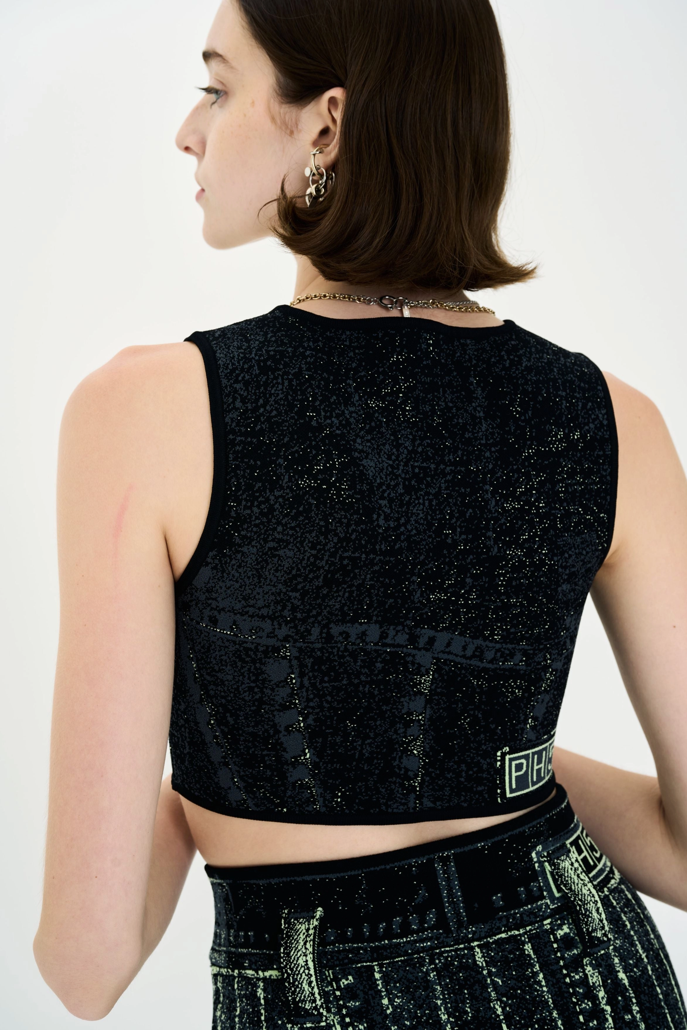 Ribbed Hemline RelaxedNeckline LILLIAN DENIM PRINT CROPPED TOP