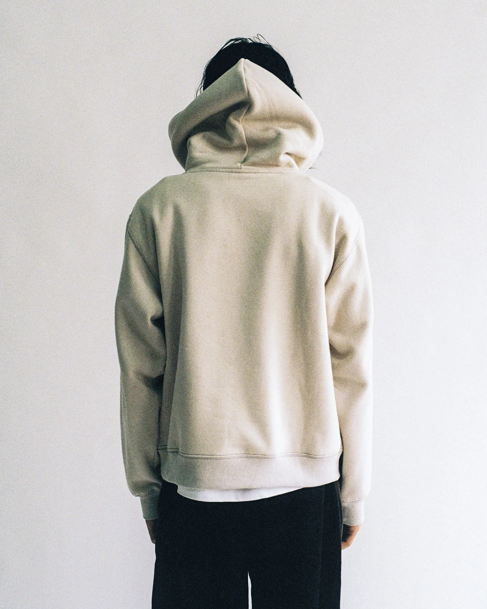 Logo Hoodie Light Weight Basic Layer