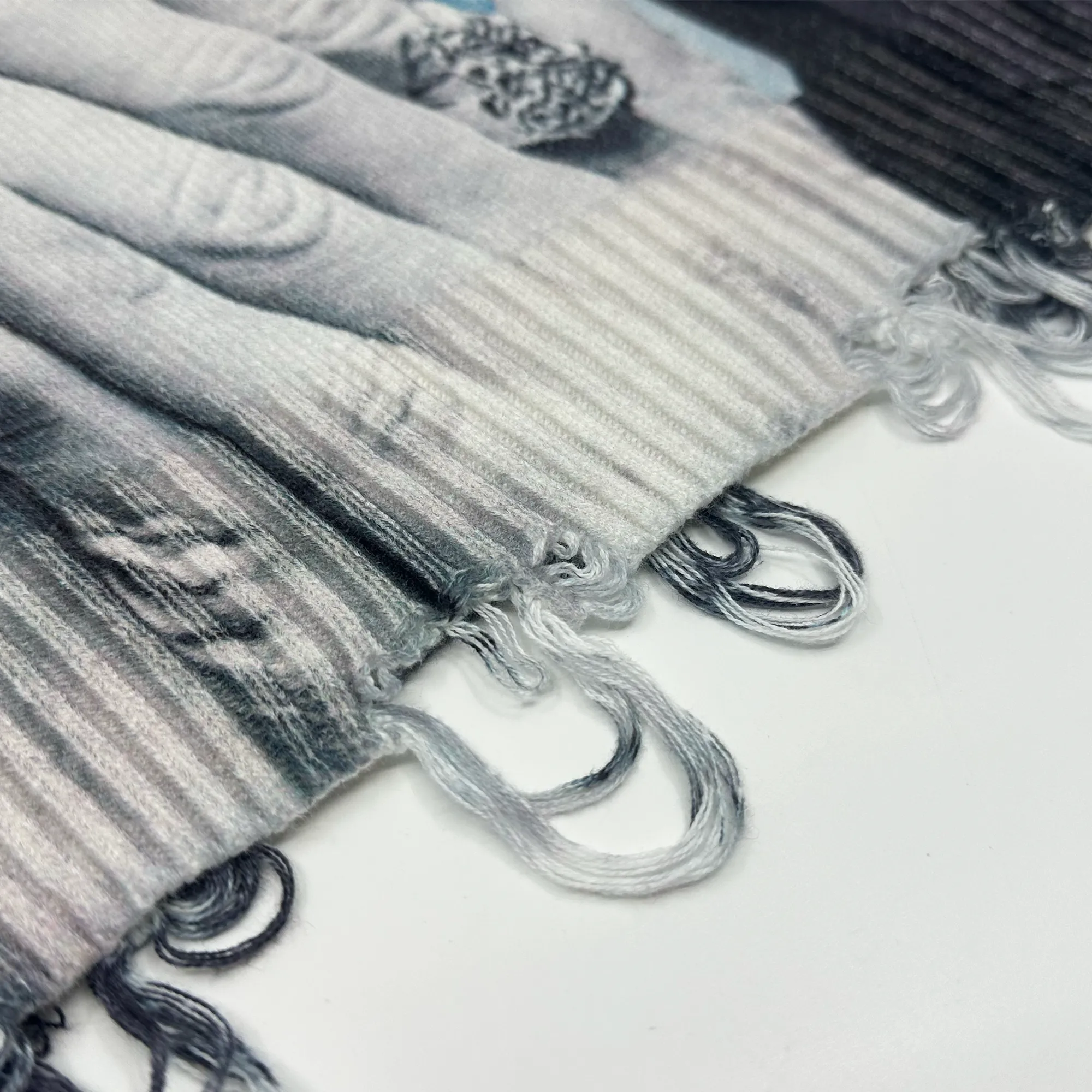 Anti Pilling Treatment MAKING MEMORIES SWEATER