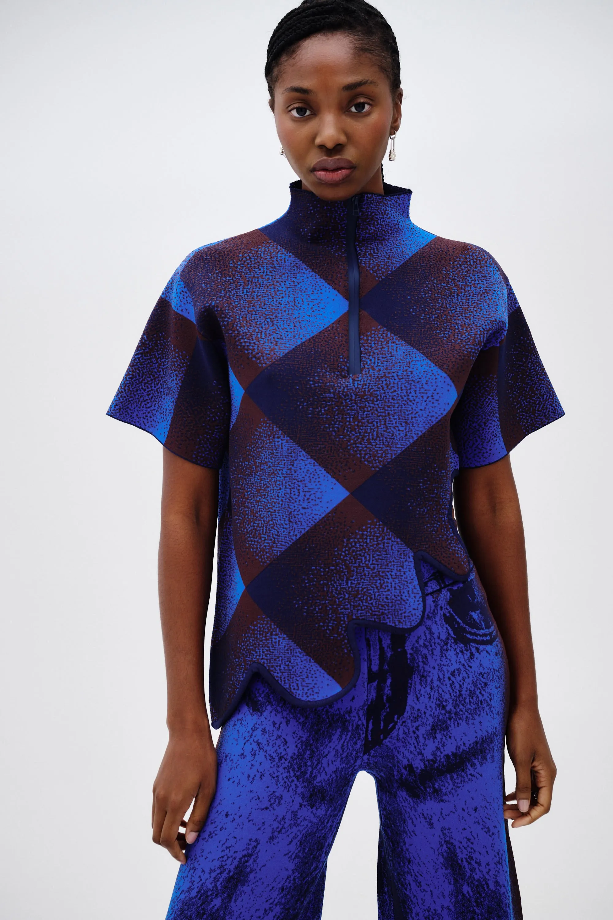 MARGOT PLAID TOP WITH WAVY HEM ReinforcedStitching