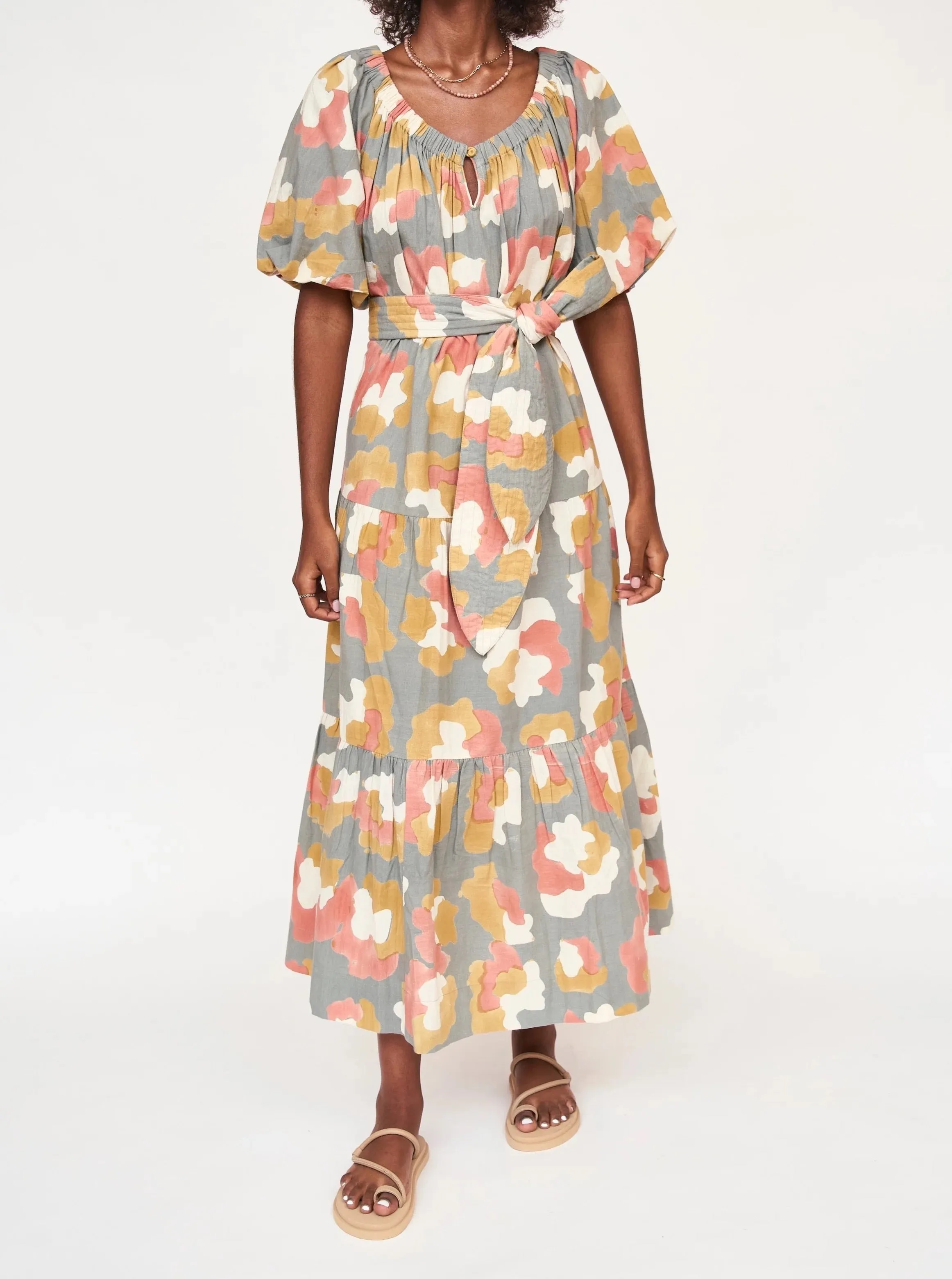 Mirth Capri in Waterlilly Lace Fine Calm Fit