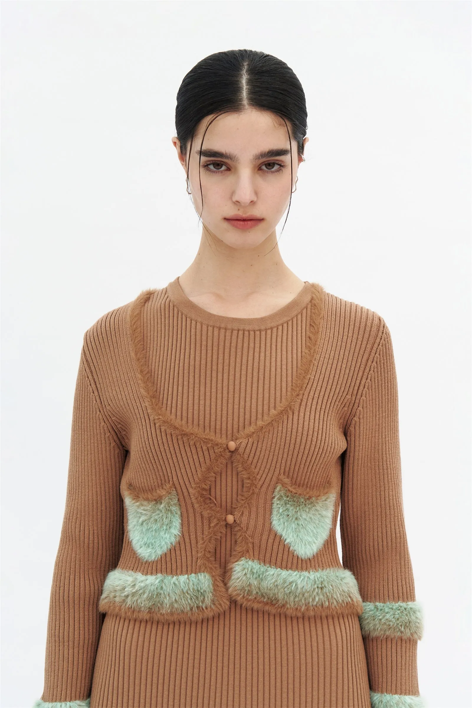 Low Bulk High Warmth Odor Resistant MOROSE FAUX FUR TRIMMED CROPPED CARDIGAN