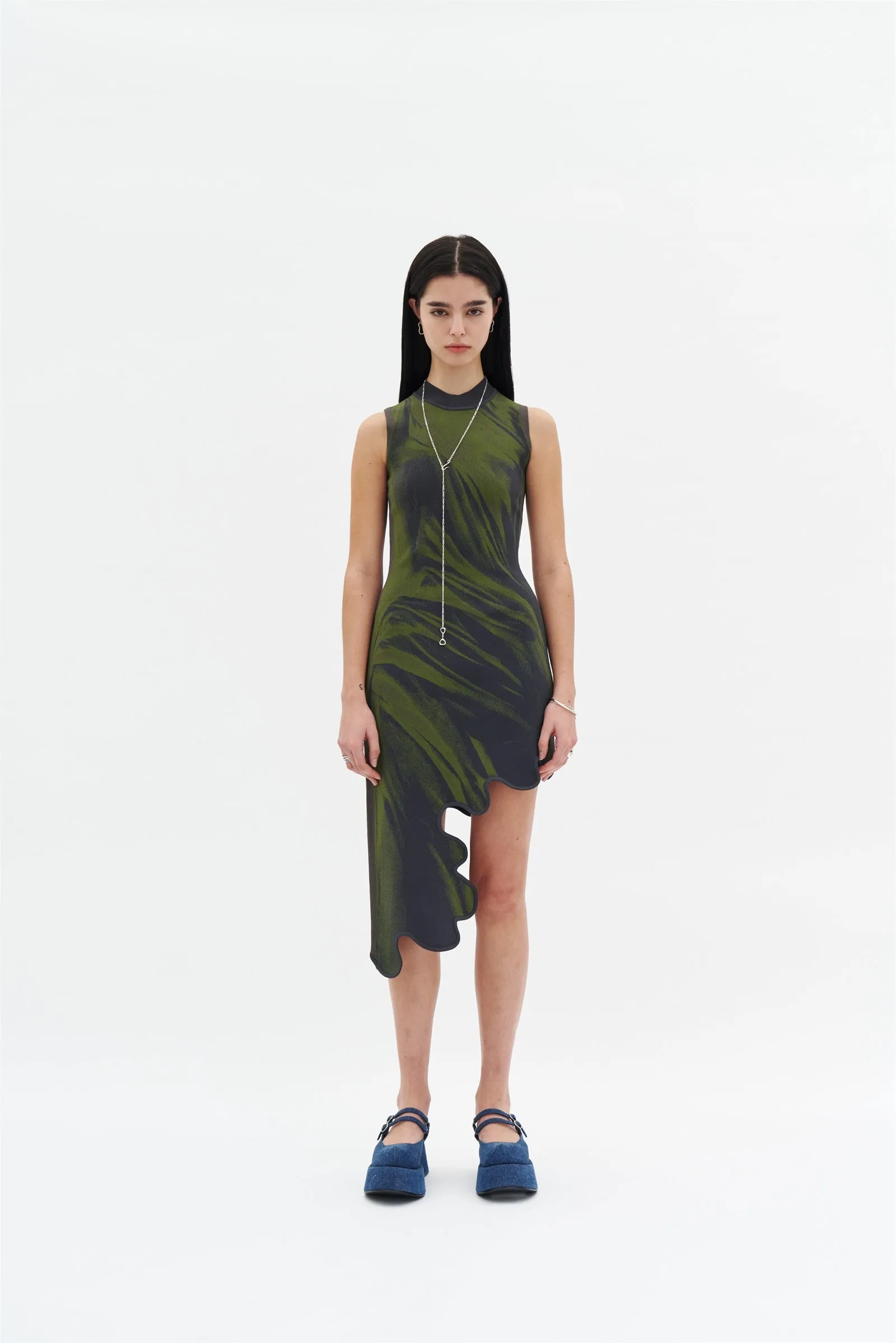 MIA SIGNATURE WAVY DRESS Side Slit