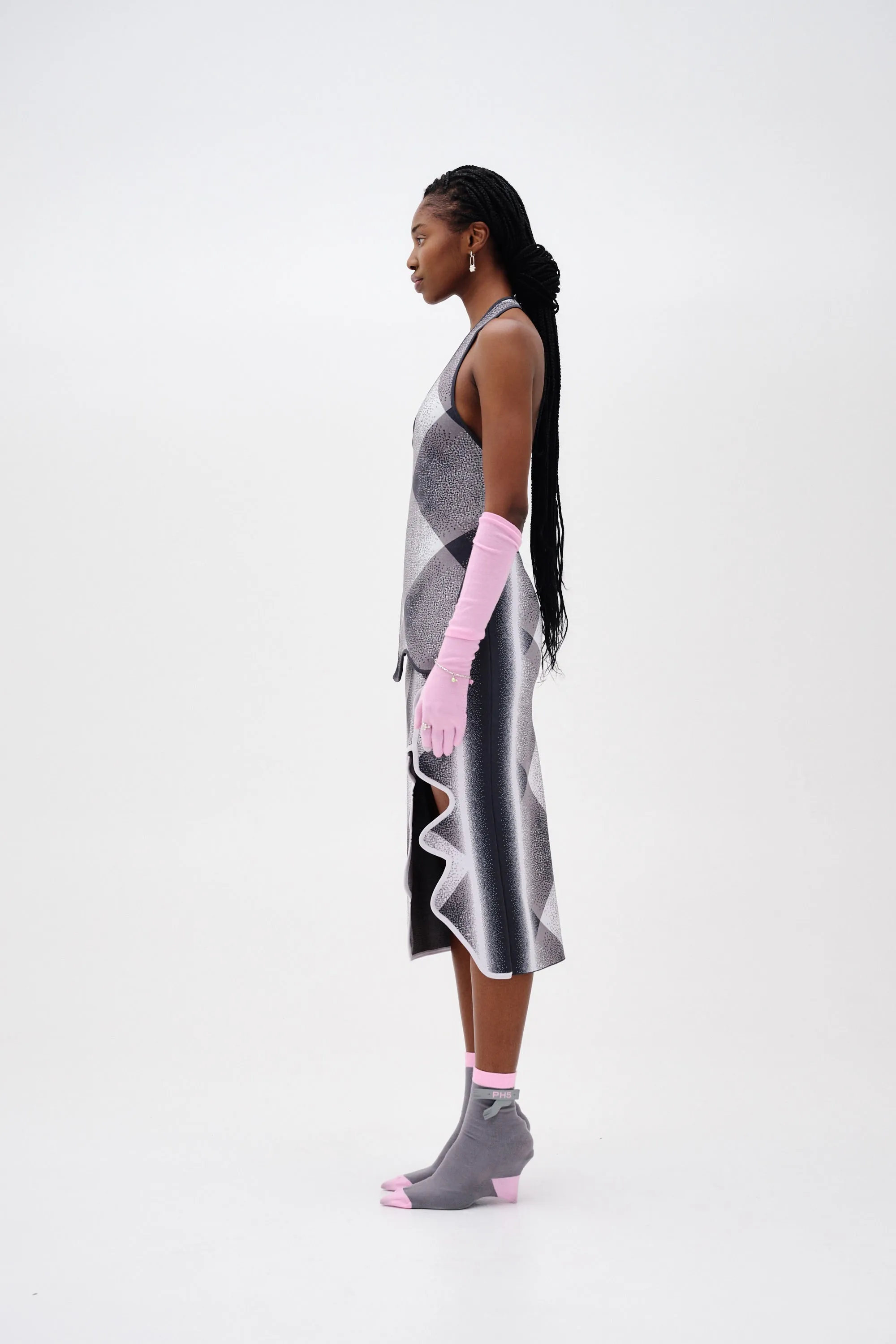 NACHO HALTER TOP DropShoulderConstruction Easy Fit