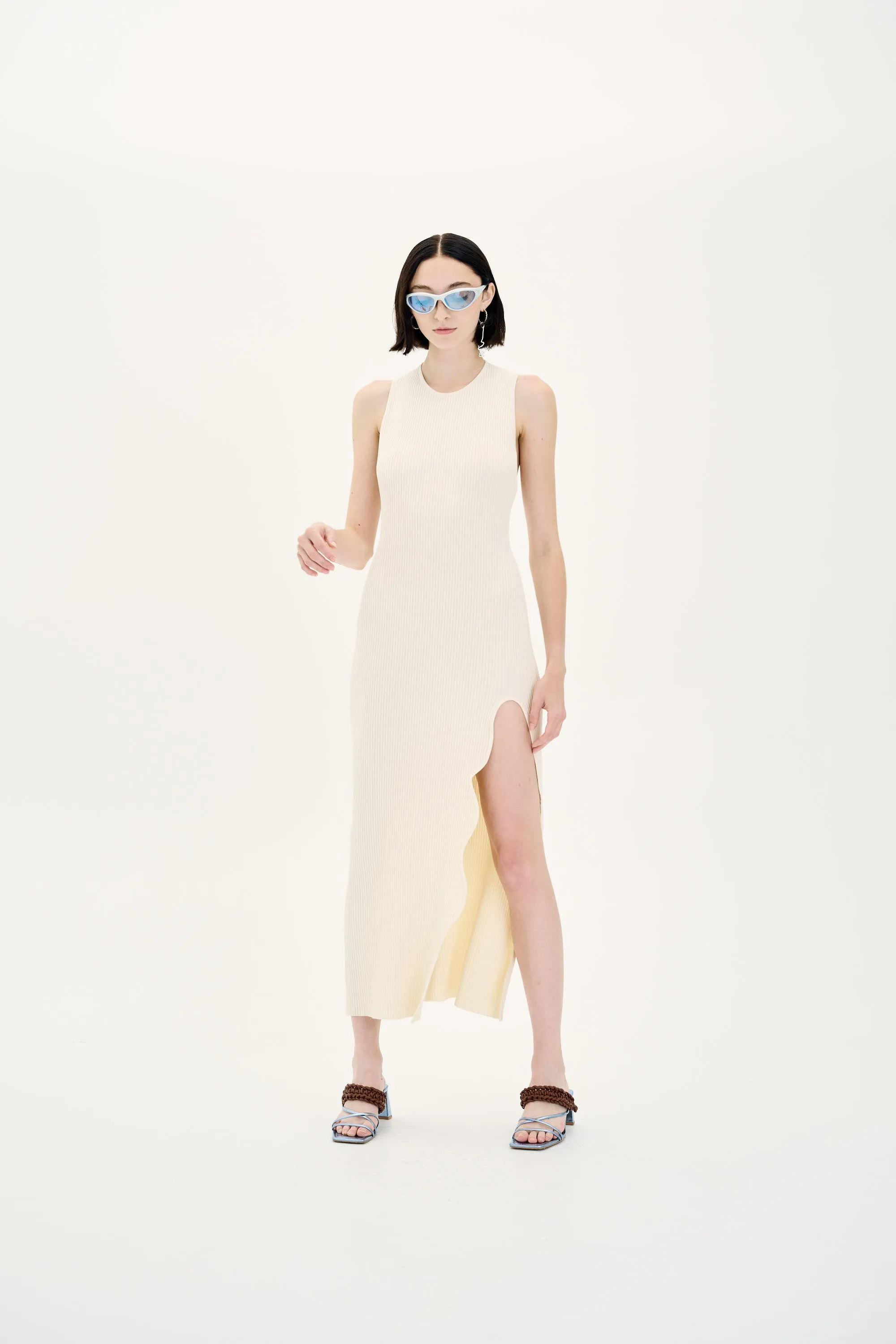 Stylish Layer HANA UV REACTIVE LONG DRESS WITH OPEN BACK