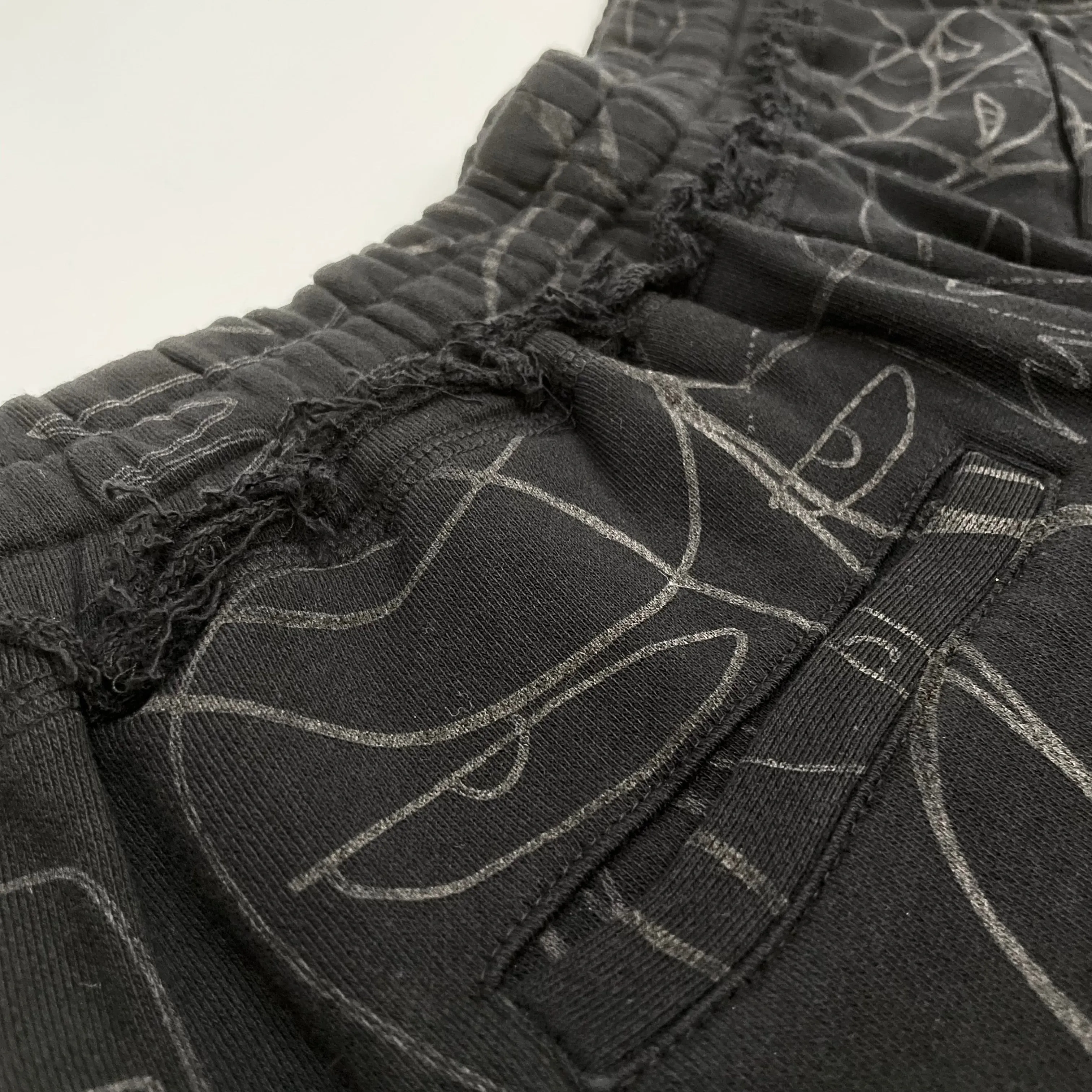 Versatile Layering Capability Mid - rise ONE OF A KIND LASER KNIT SHORT