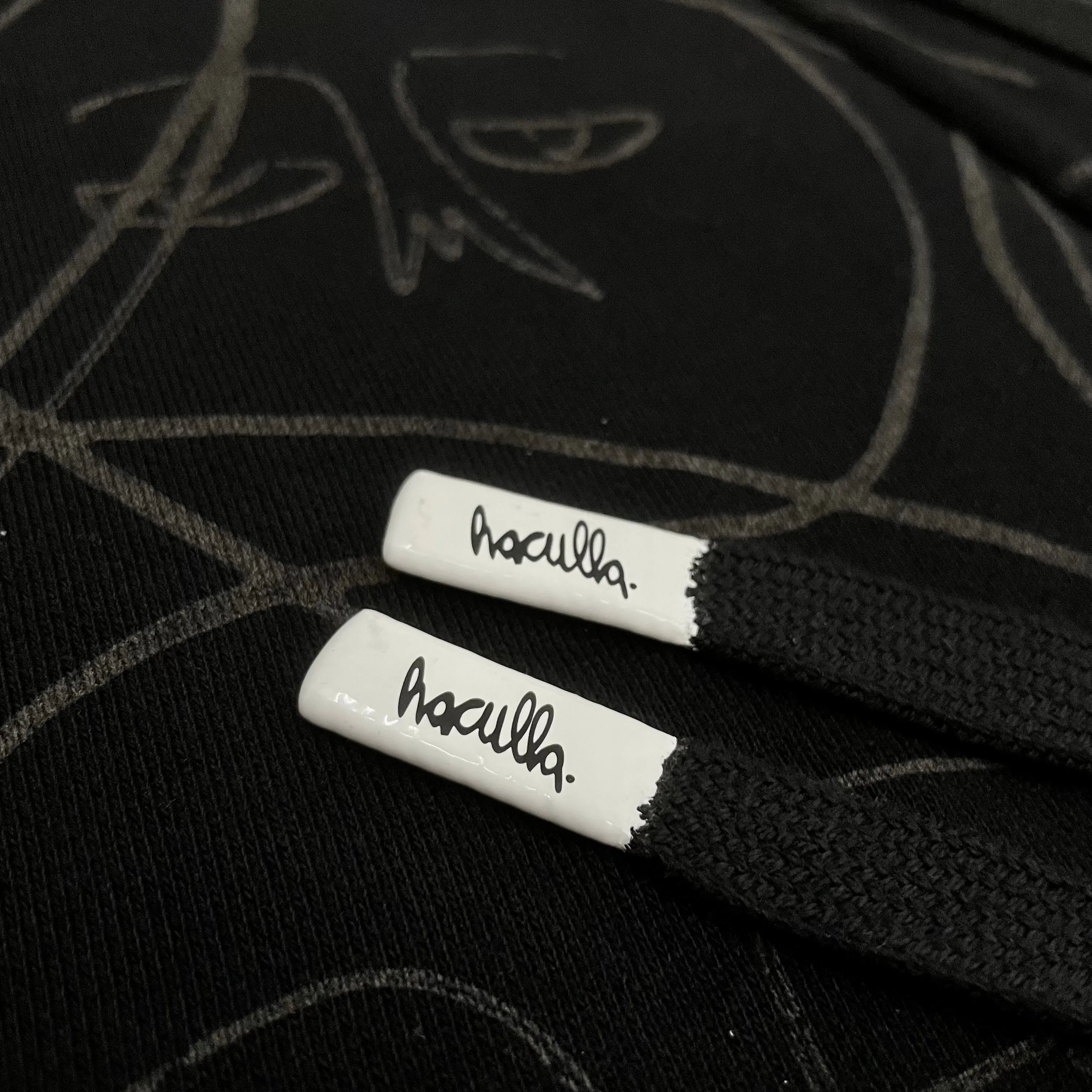 ONE OF A KIND LASER KNIT SHORT odor - absorbing