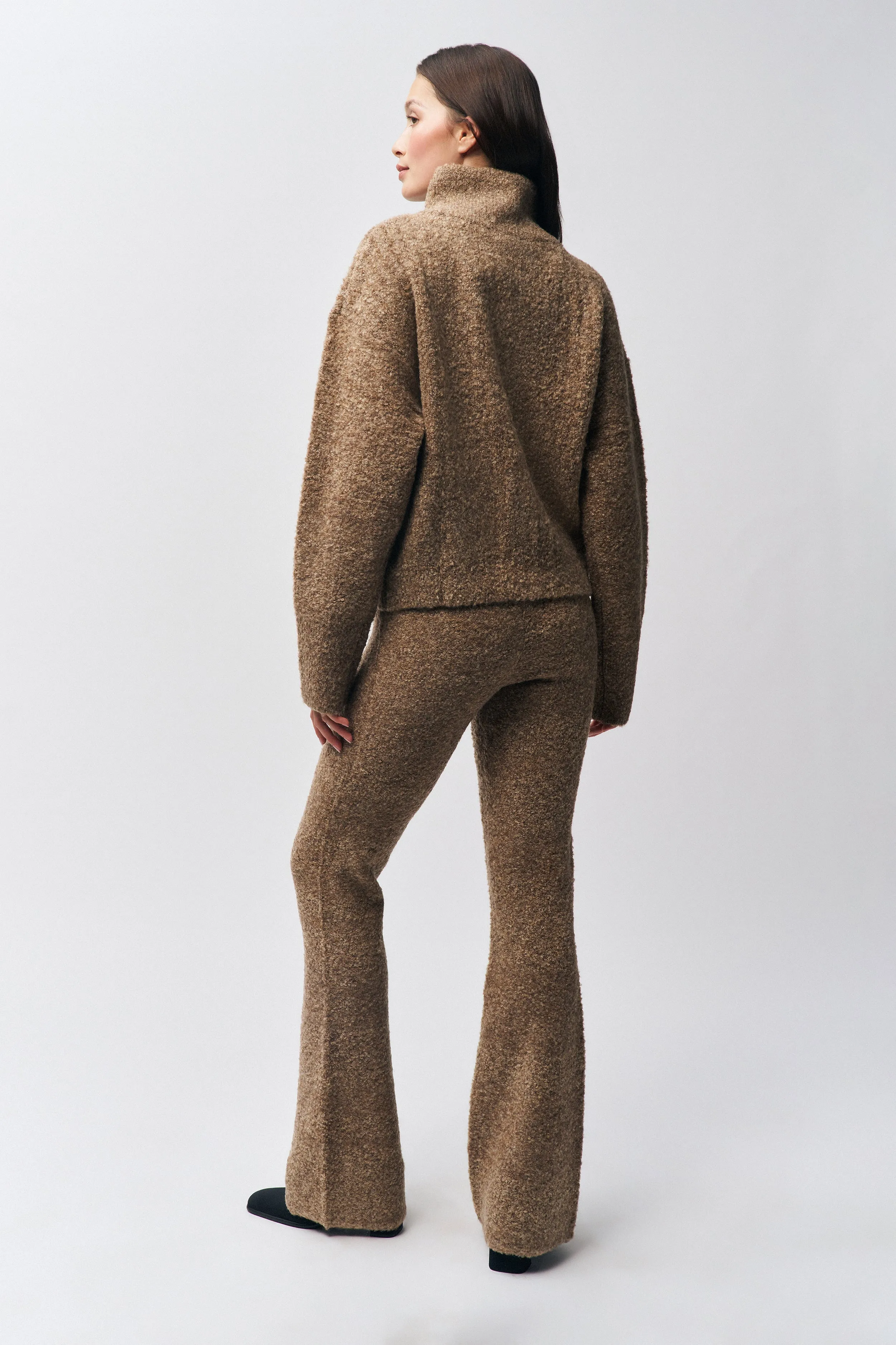 Lightweight Warmth Essential Wardrobe Peyton Pant