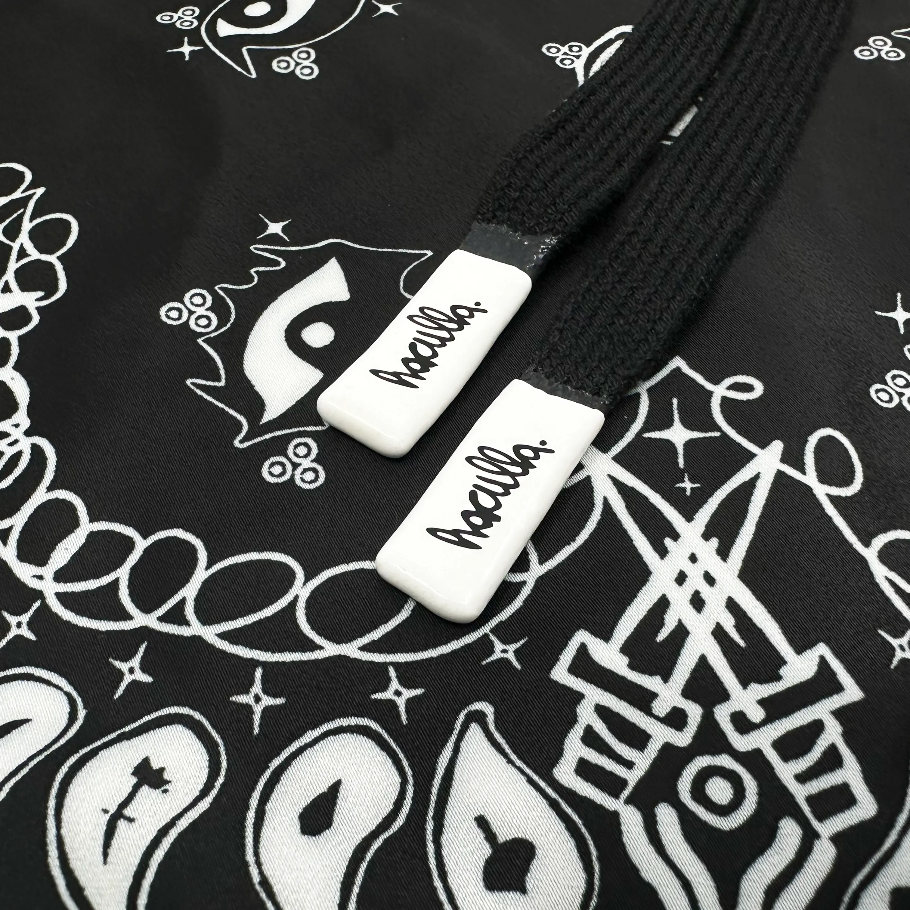 Clean Lines Breezy Waist PAISLEY VISCOSE BASKETBALL SHORT