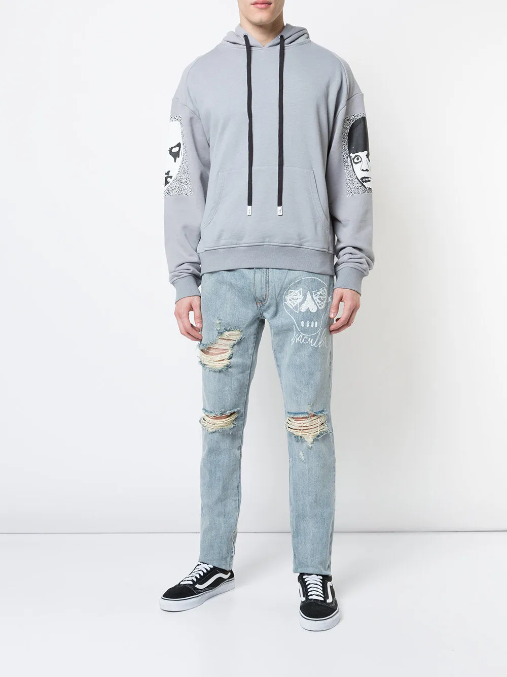 Active Lifestyle Effortless Fit PRAY FOR REVOLUTION HOODIE