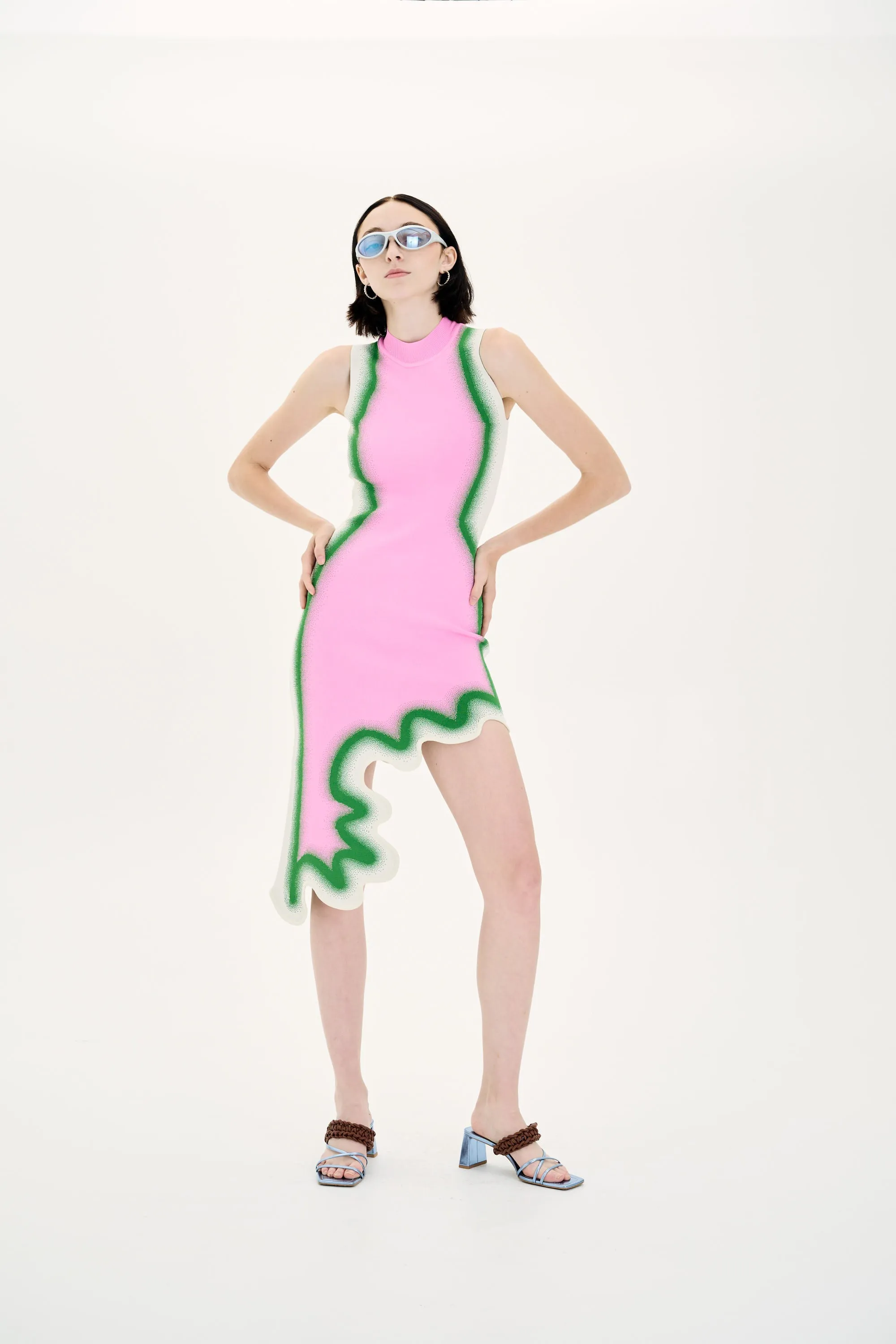 BROOKLYN WAVY ASYMMETRIC DRESS Casual Fit Light Aesthetic