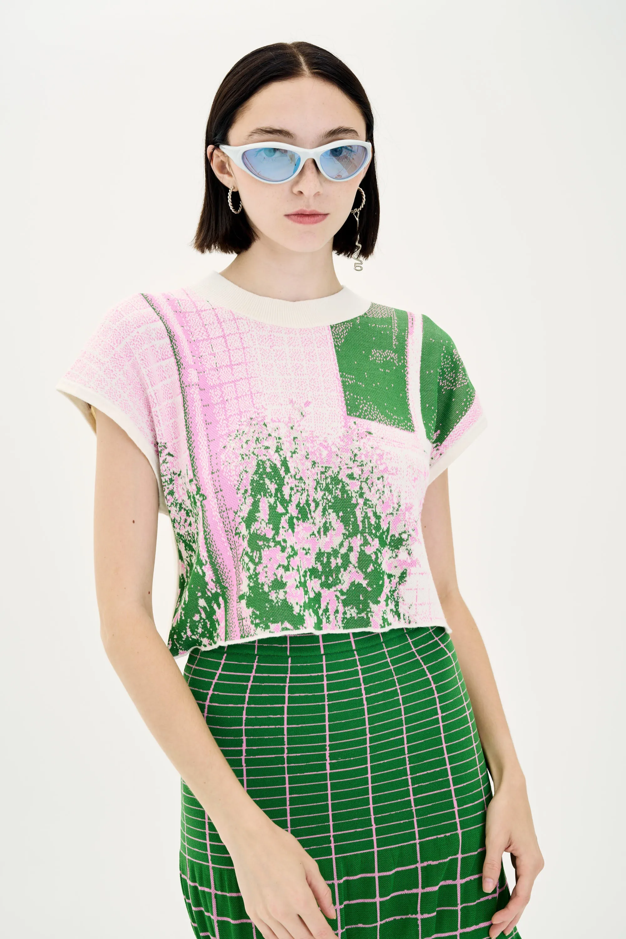 simple design BoxySilhouette RABENDA TREE PRINT BOXY CROPPED TOP