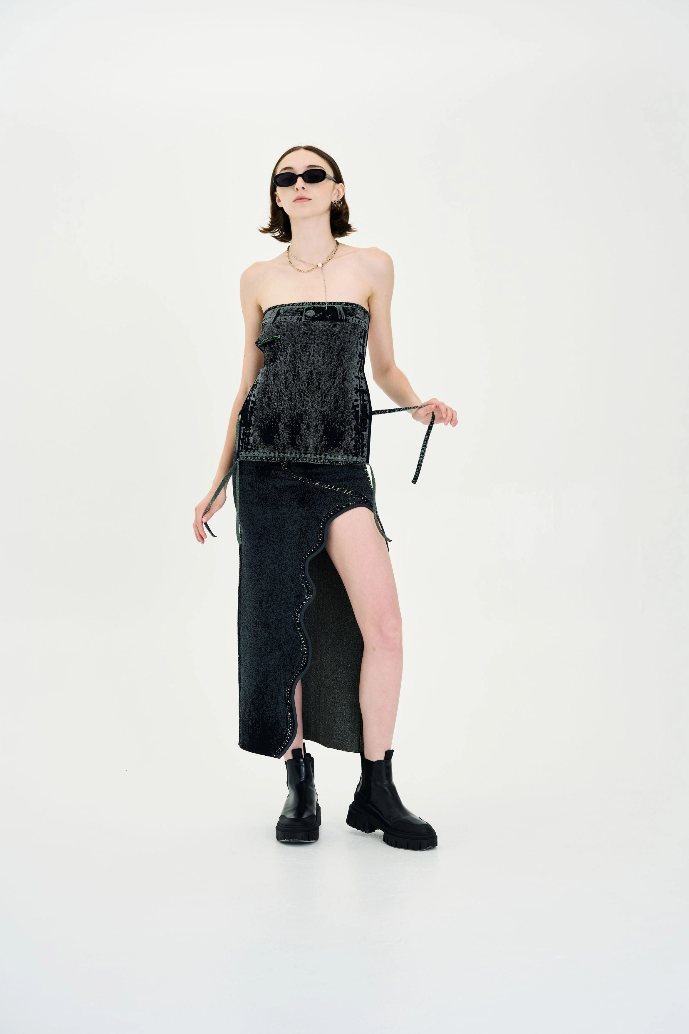 Chic Look PHULA DNIM PRINT BACKLESS TOP