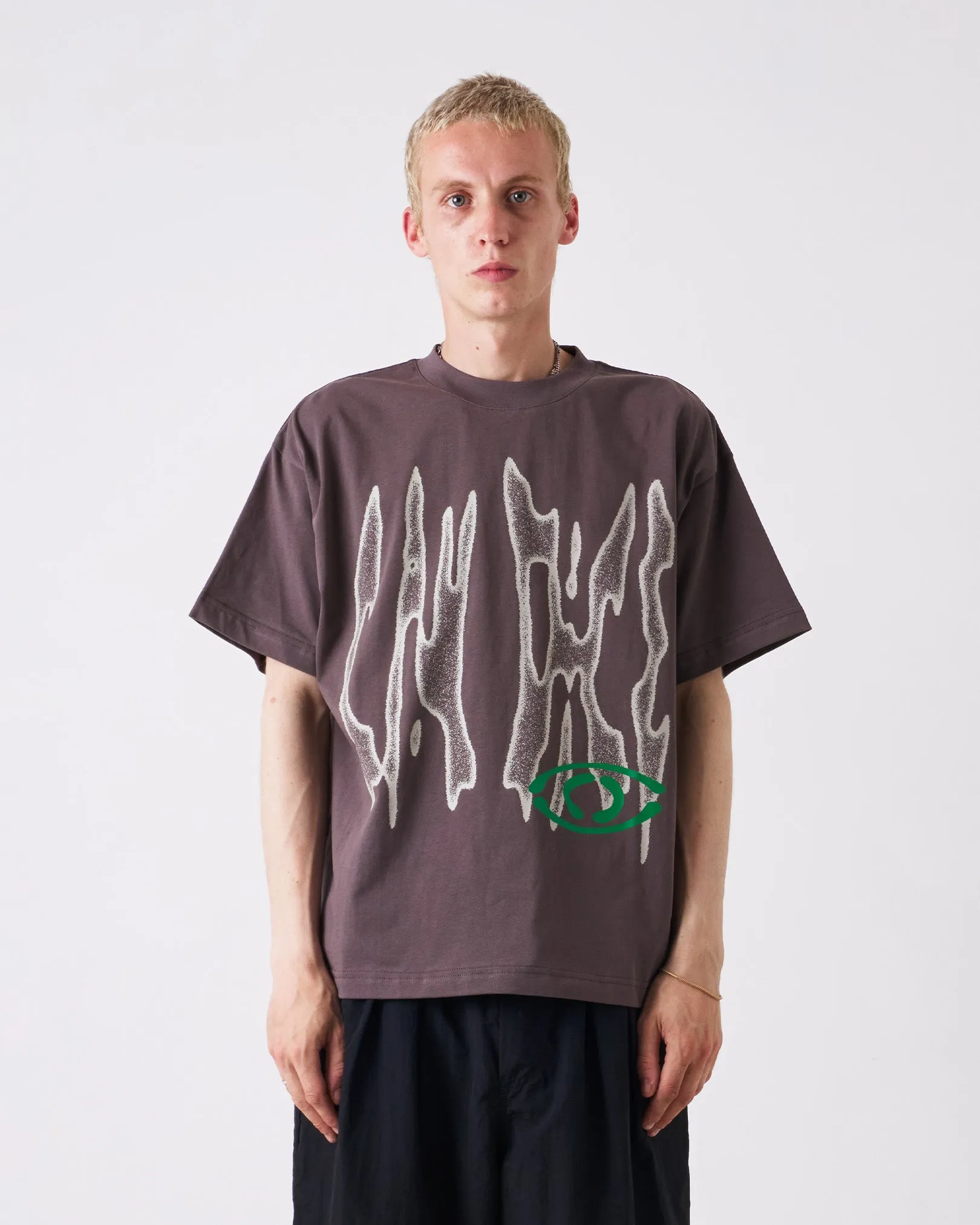 Scoop neck femininity Razor Tee