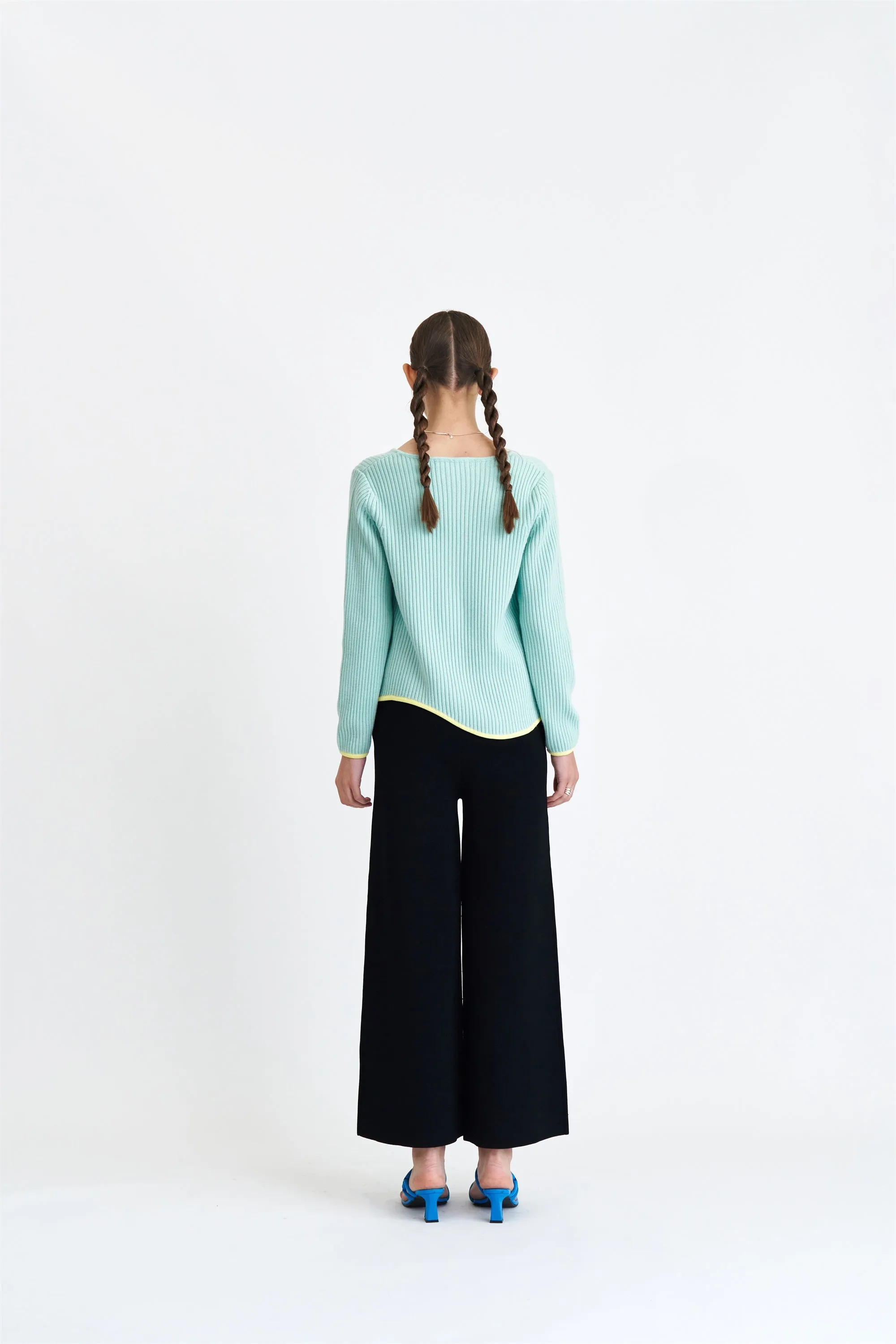 RODIN MERINO WOOL OVERSIZED PULLOVER LowProfileDesign EcoFriendlyBlend