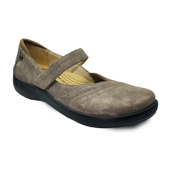 Reinforced Seams Path Walk Womens Revere Timaru in Champagne Angle