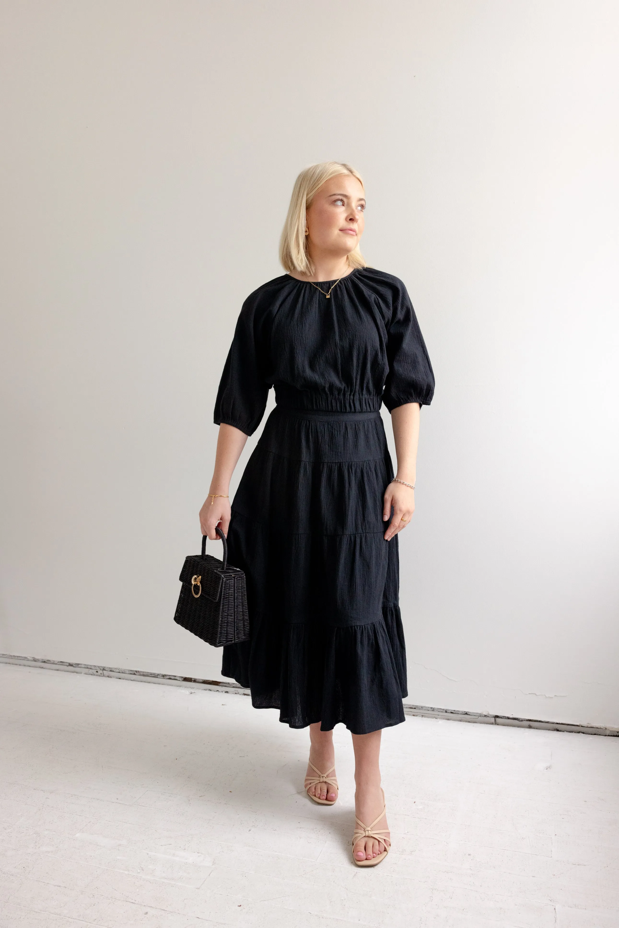 button detail St. Tropez Skirt- Black