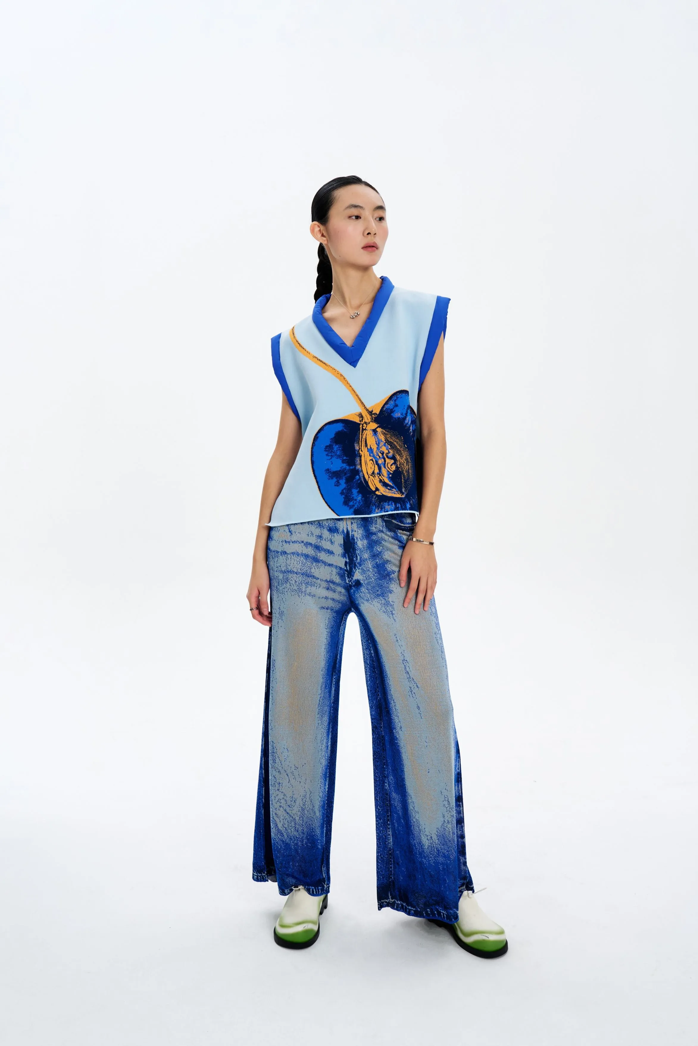 UltraSoftLining DurableZipper ZOE OVERSIZED CHERRY VEST