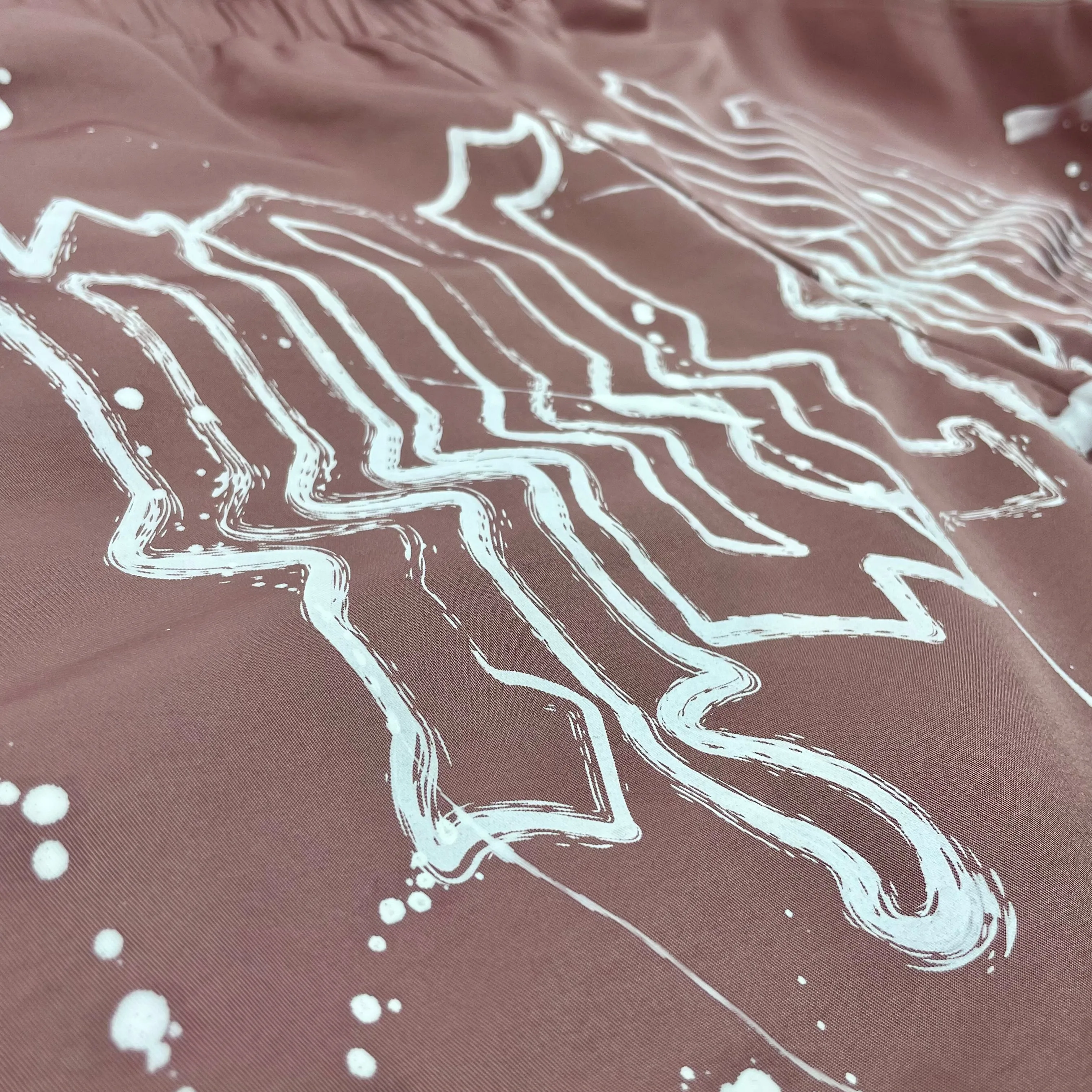 Cool Vibe hiking clothes SMOTHERED IN PAINT BASKETBALL SHORT