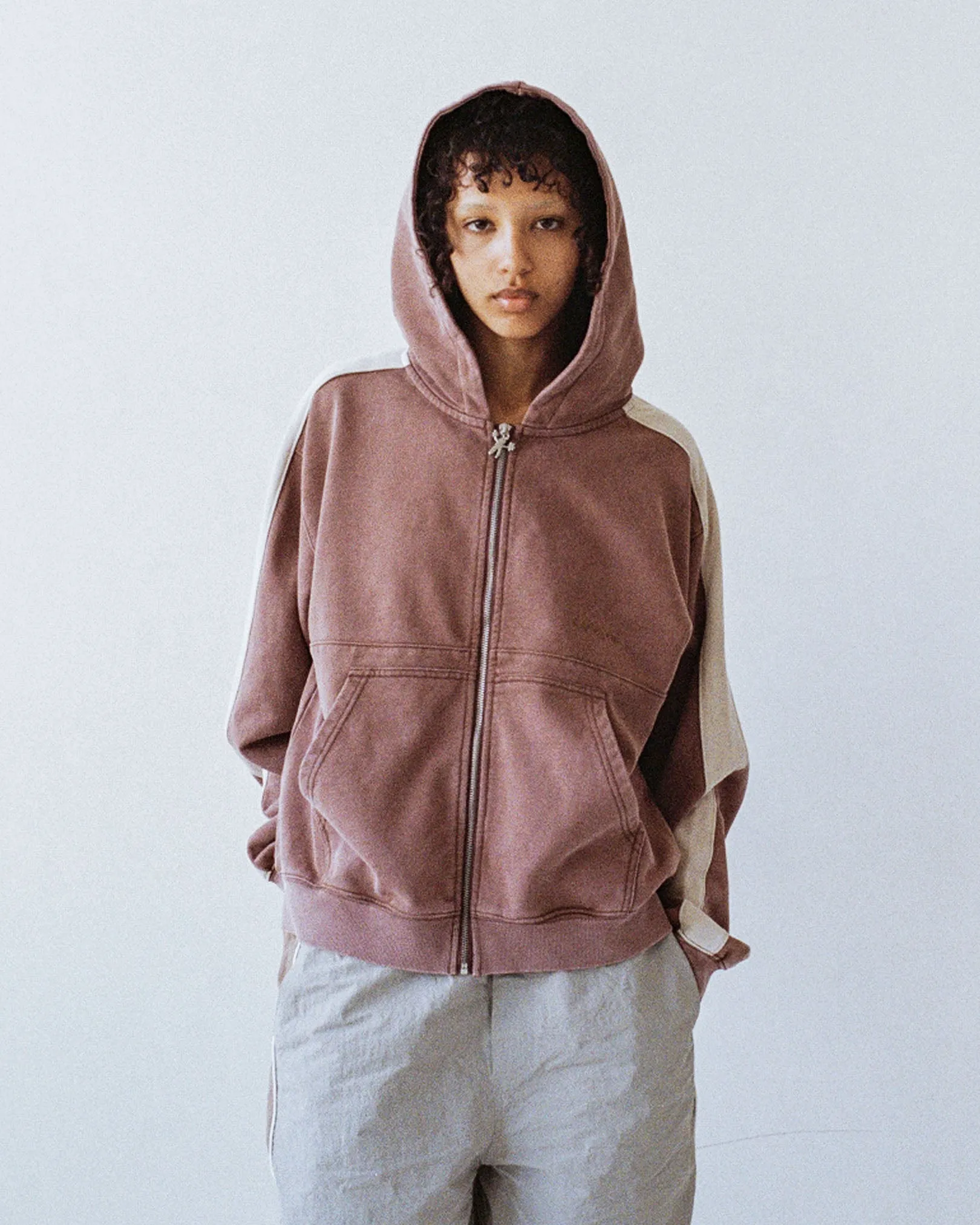 Cold-Weather Essential Easy Layering Edward Zip Hoodie