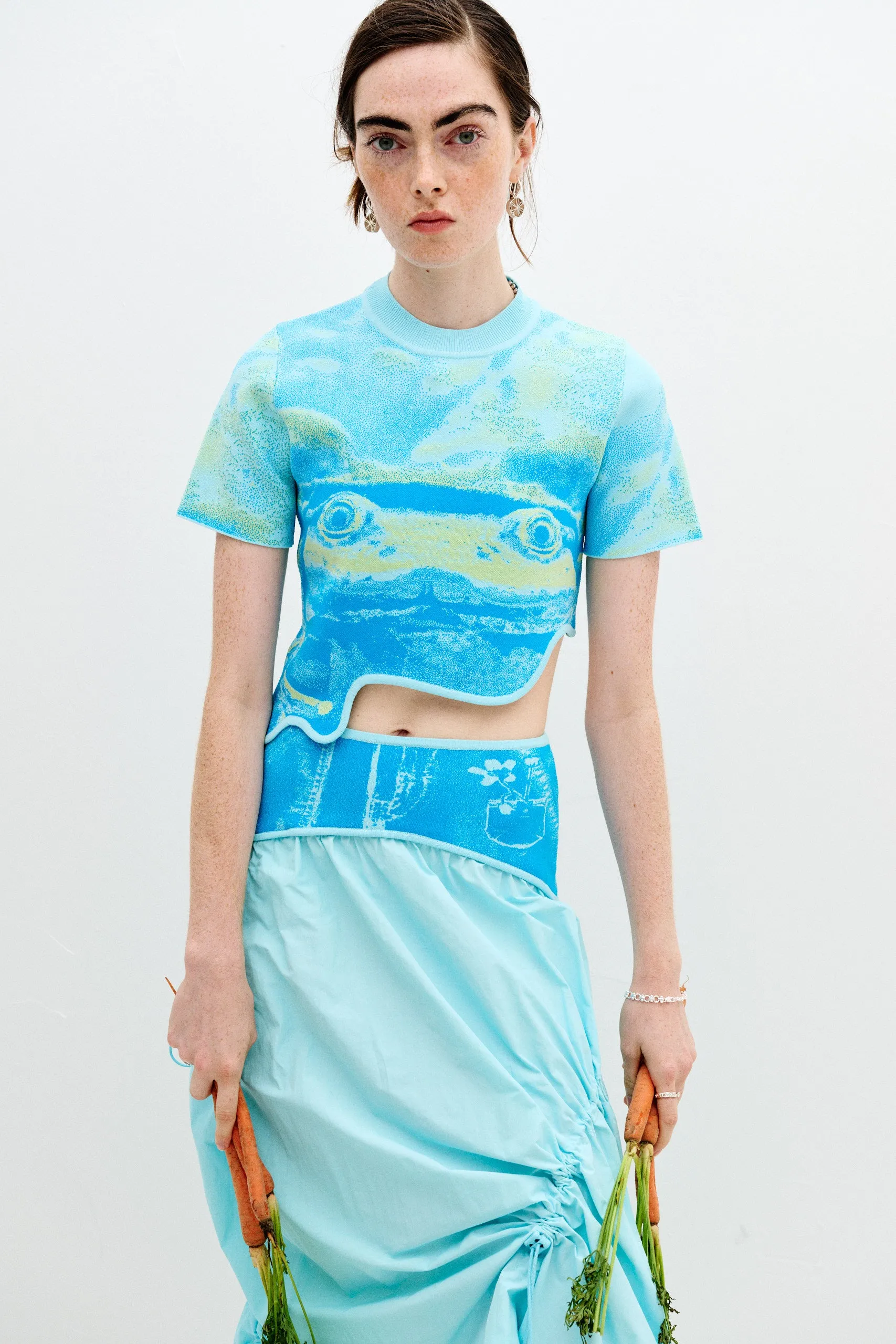 ACACIA FROG PRINT CROPPED TOP MeshPanelIntegration