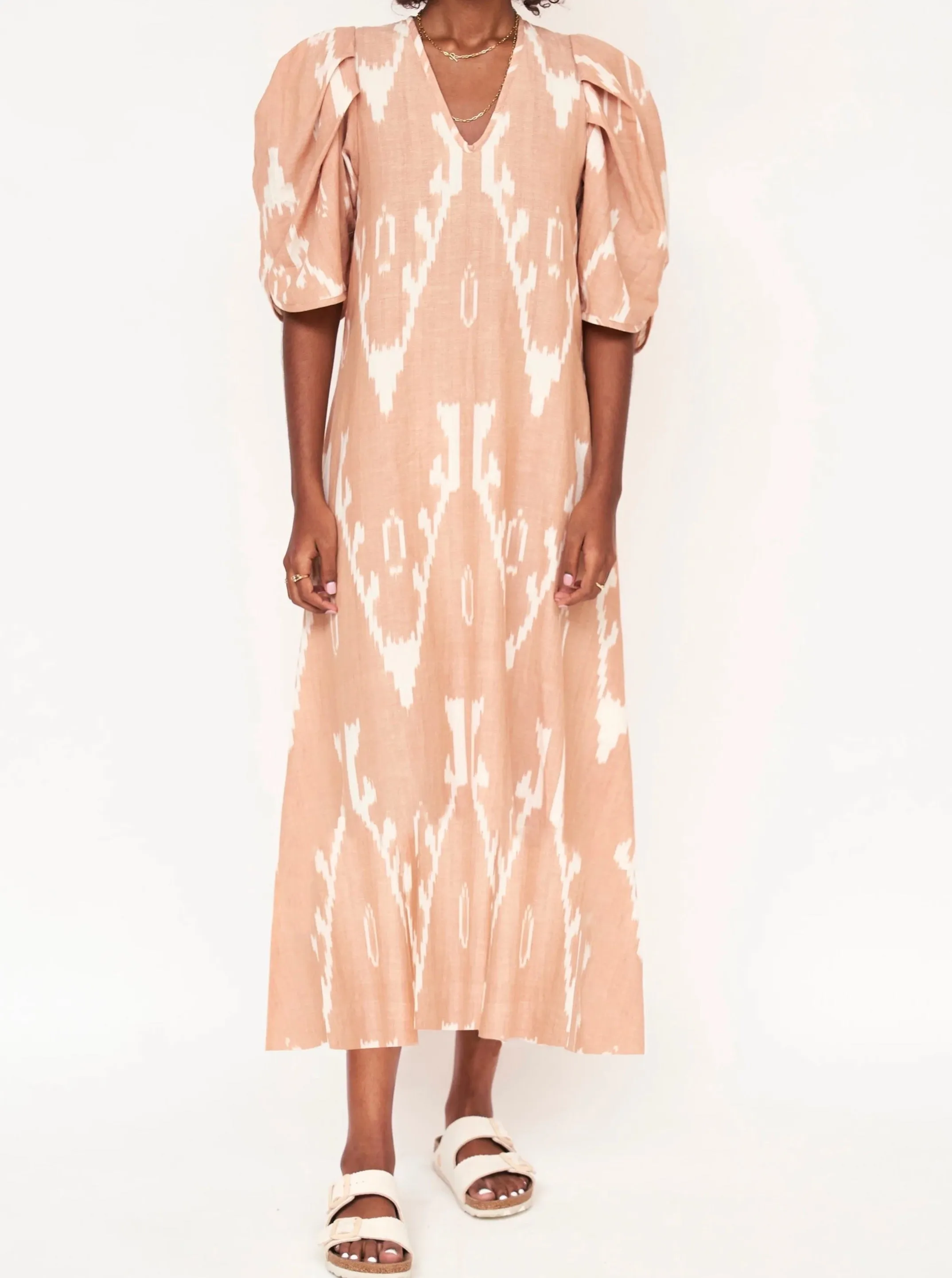 Mirth Cassis in Conch Ikat/ Flat Hem Polished Details