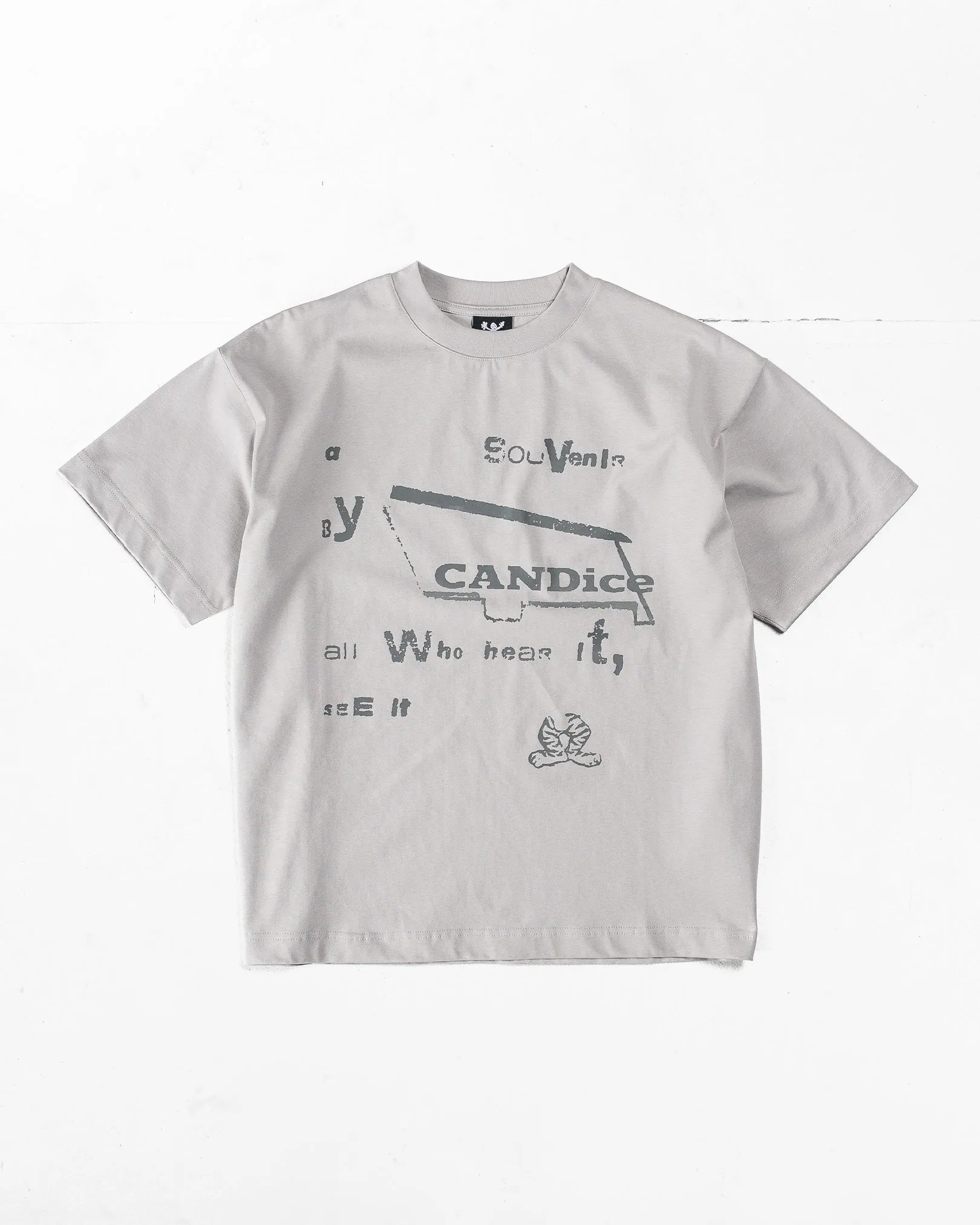 Souvenir Tee Everyday Fashion