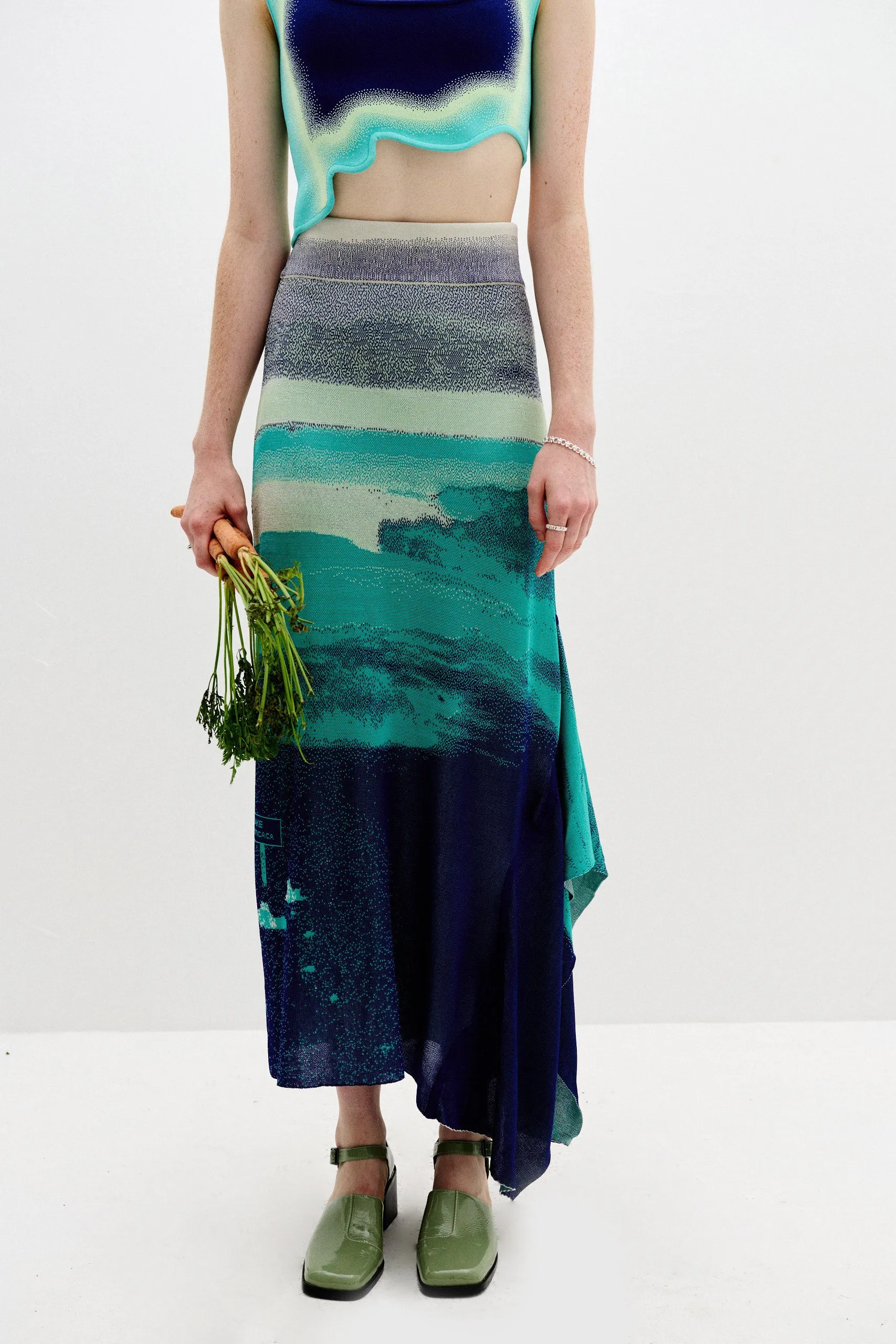 Low Maintenance HOYA LAKE PRINT MIDI SKIRT