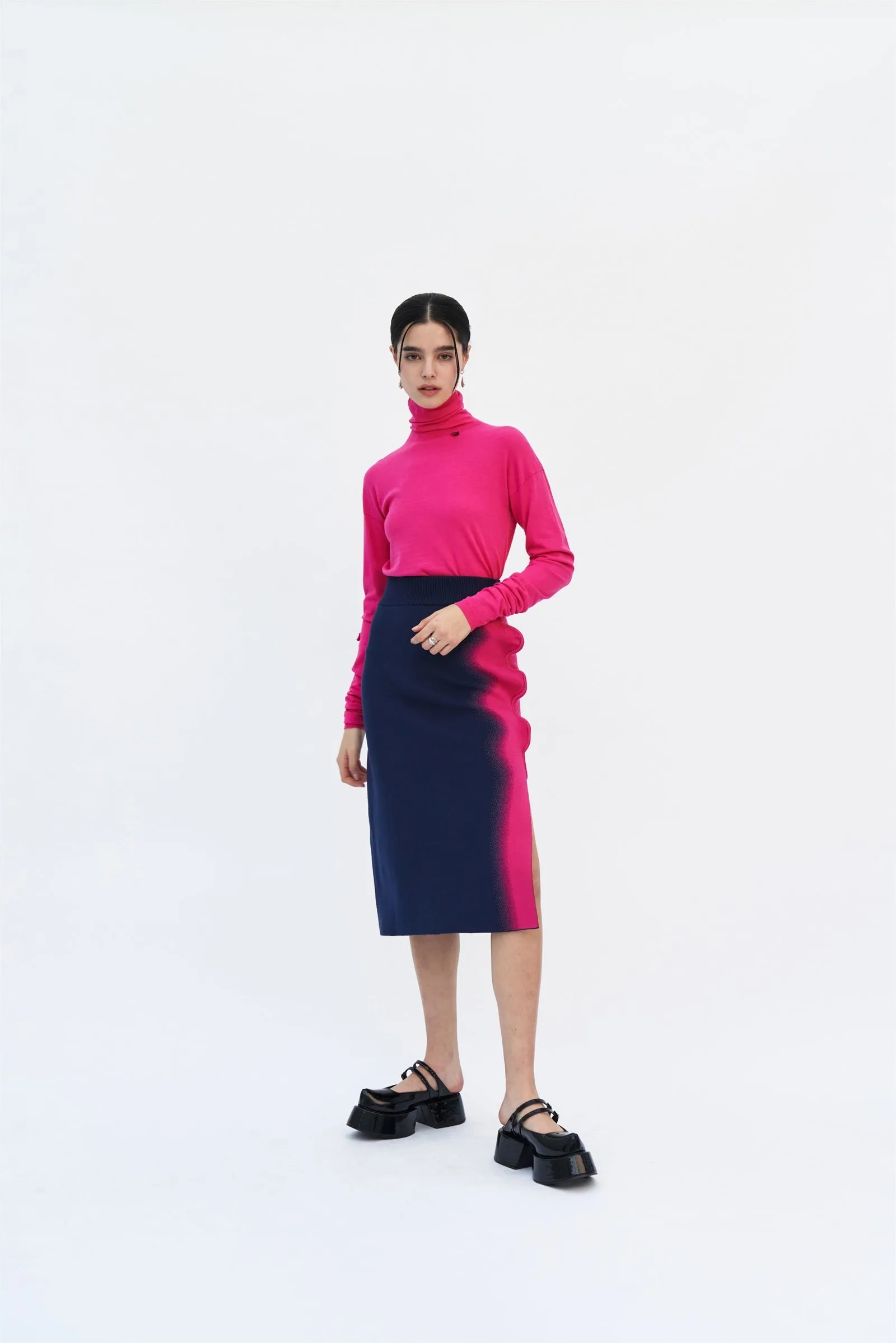 hypoallergenic Easy Movement ELSA WAVY MIDI SKIRT