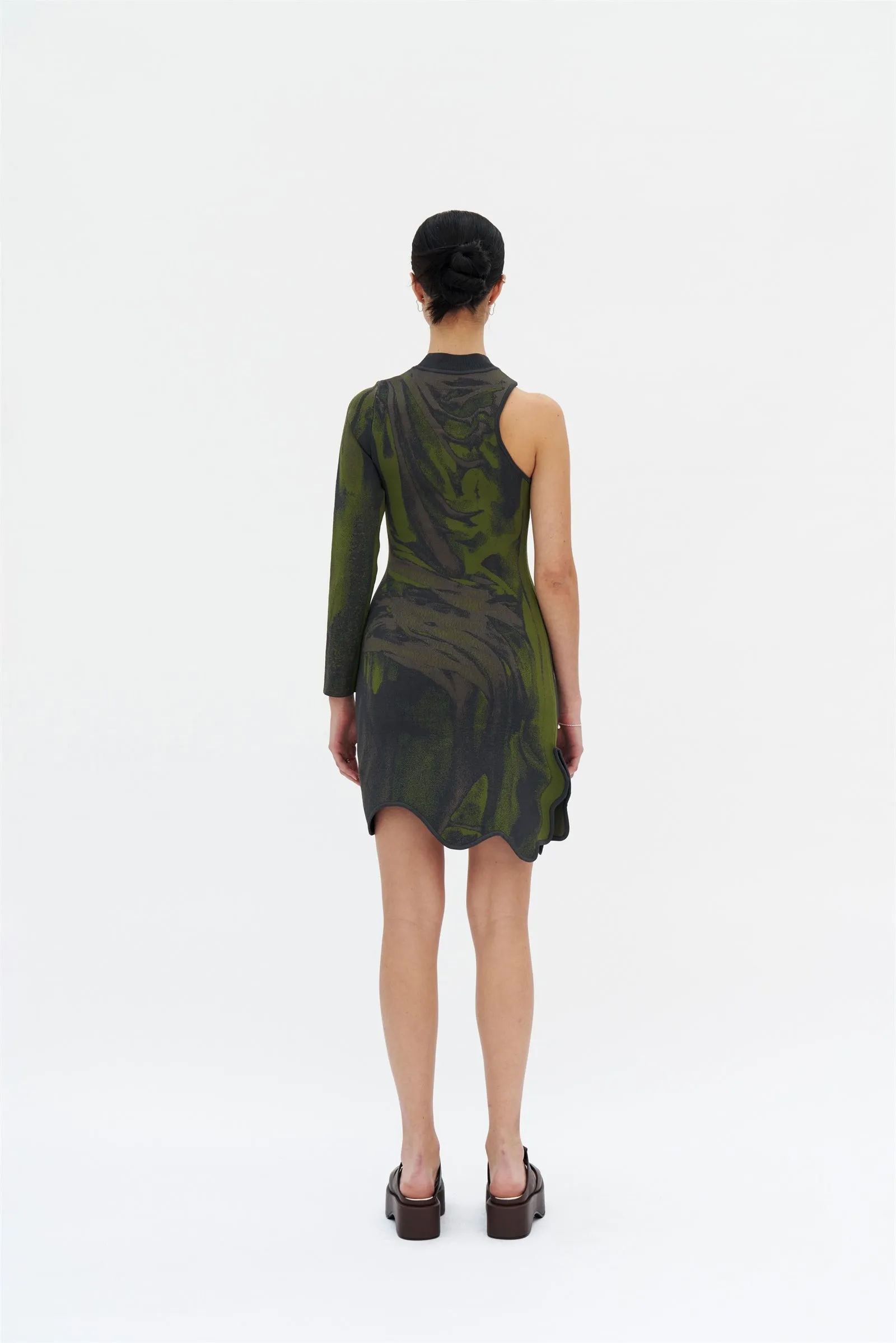 REX ONE SLEEVE WAVY DRESS Shiny-Lining Textured Surface