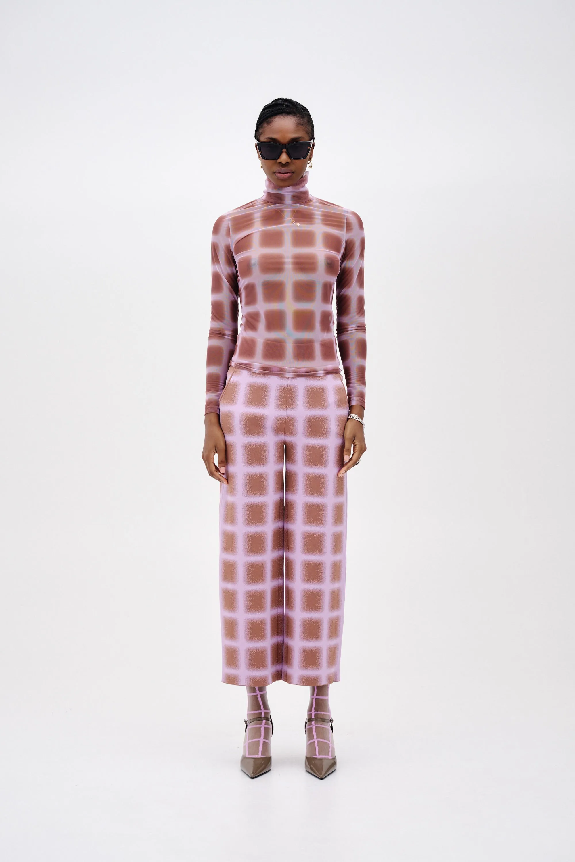 Relaxed Silhouette SULLEY PLAID TURTLENECK TOP