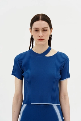 Temperature Regulating Fabric PlacketDetail SYKES MIXED RIB CROPPED TOP