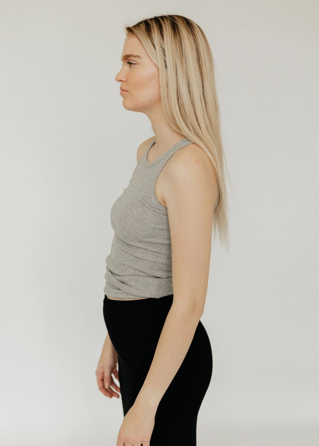 ??terne High Neck Fitted Tank in Heather Grey Weighted Hem Design Stretchable Knit