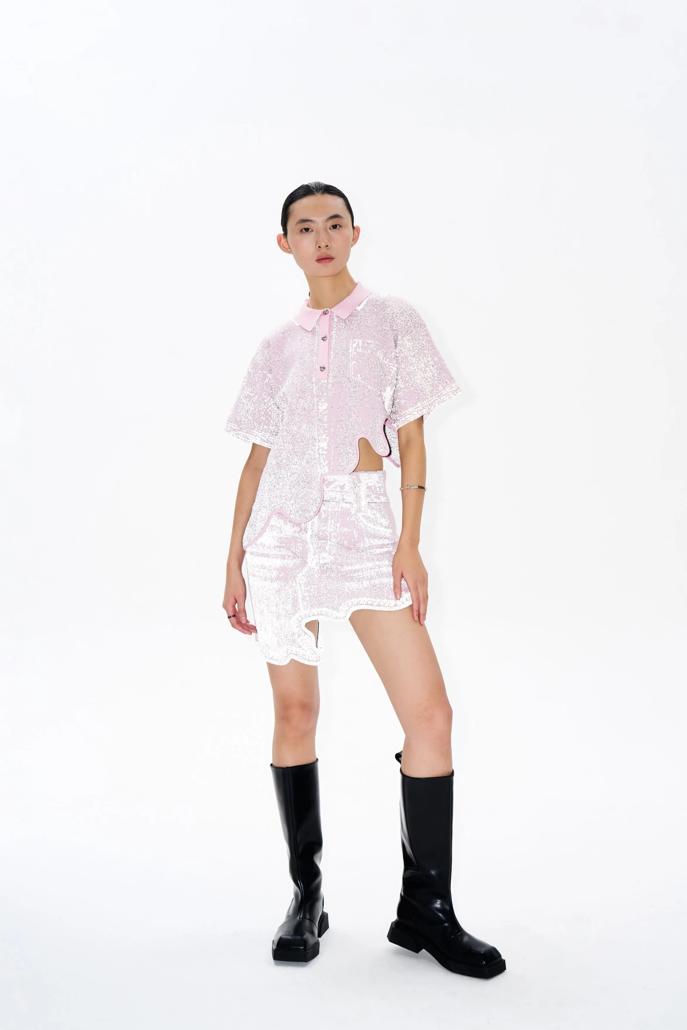 MultiFunctionalDesign VNeck Style TAMIA REFLECTIVE WAVY POLO