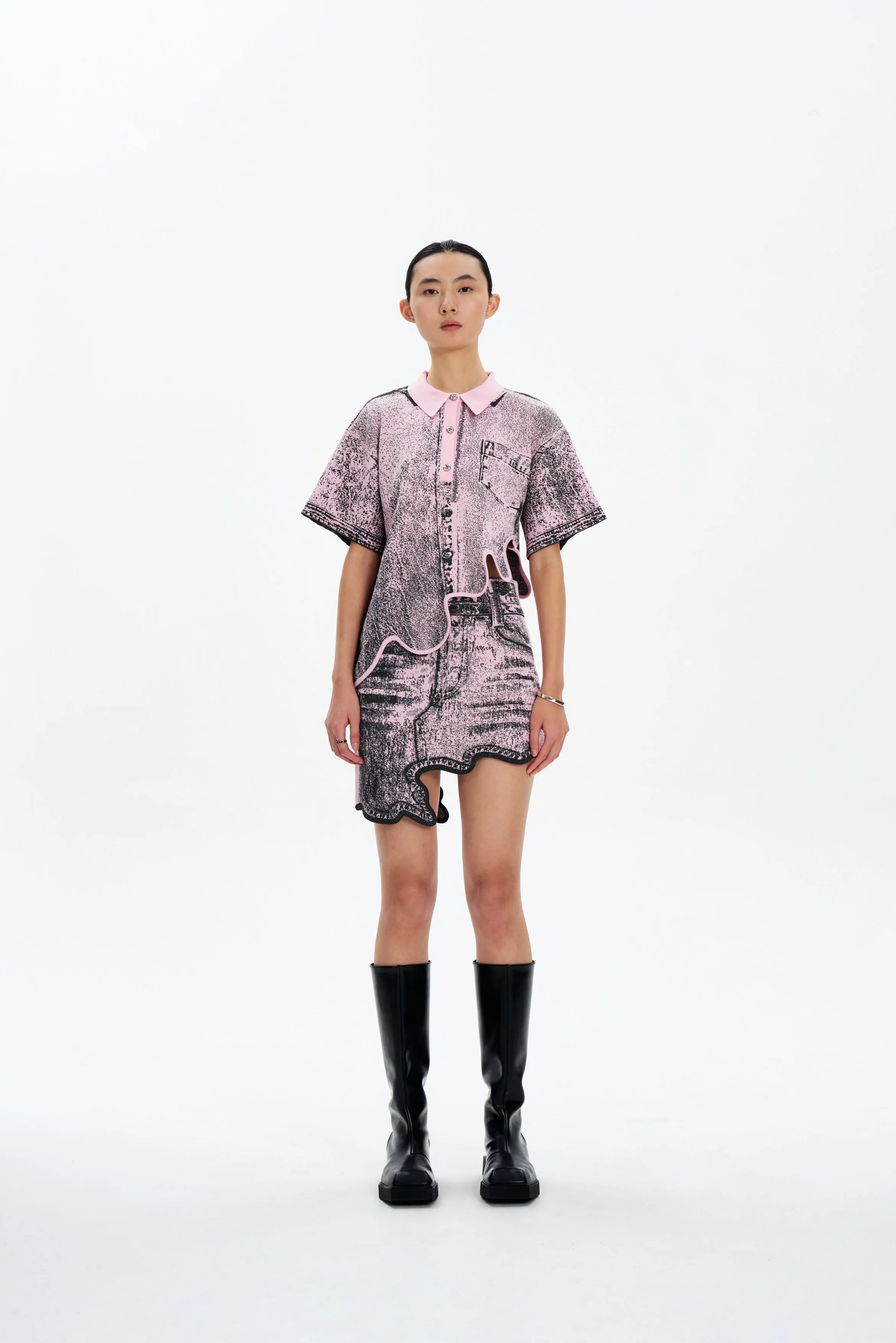 TAMIA REFLECTIVE WAVY POLO Microfiber texture