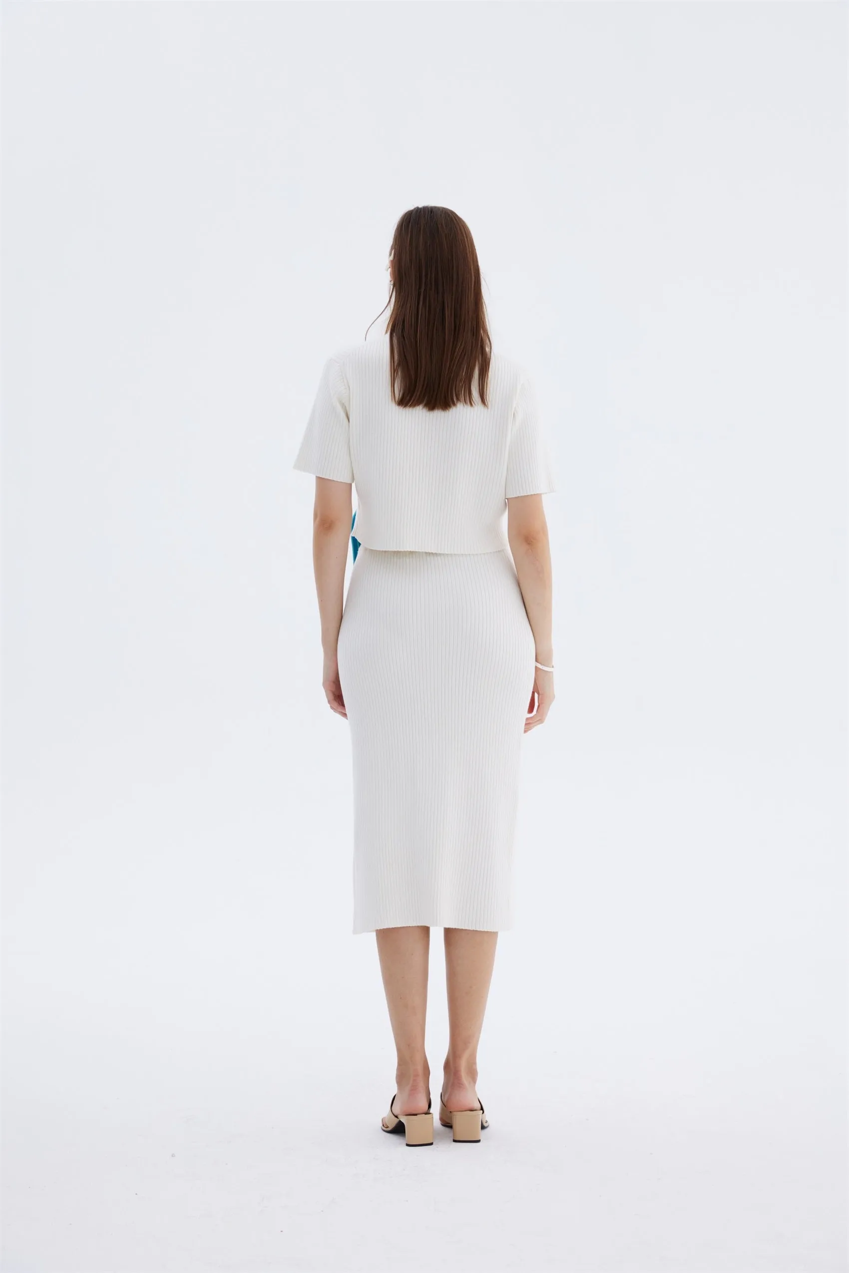 DoubleNeedle Stitching ALICE SHORT SLEEVE CROP TOP WITH TRAVELING RIBS