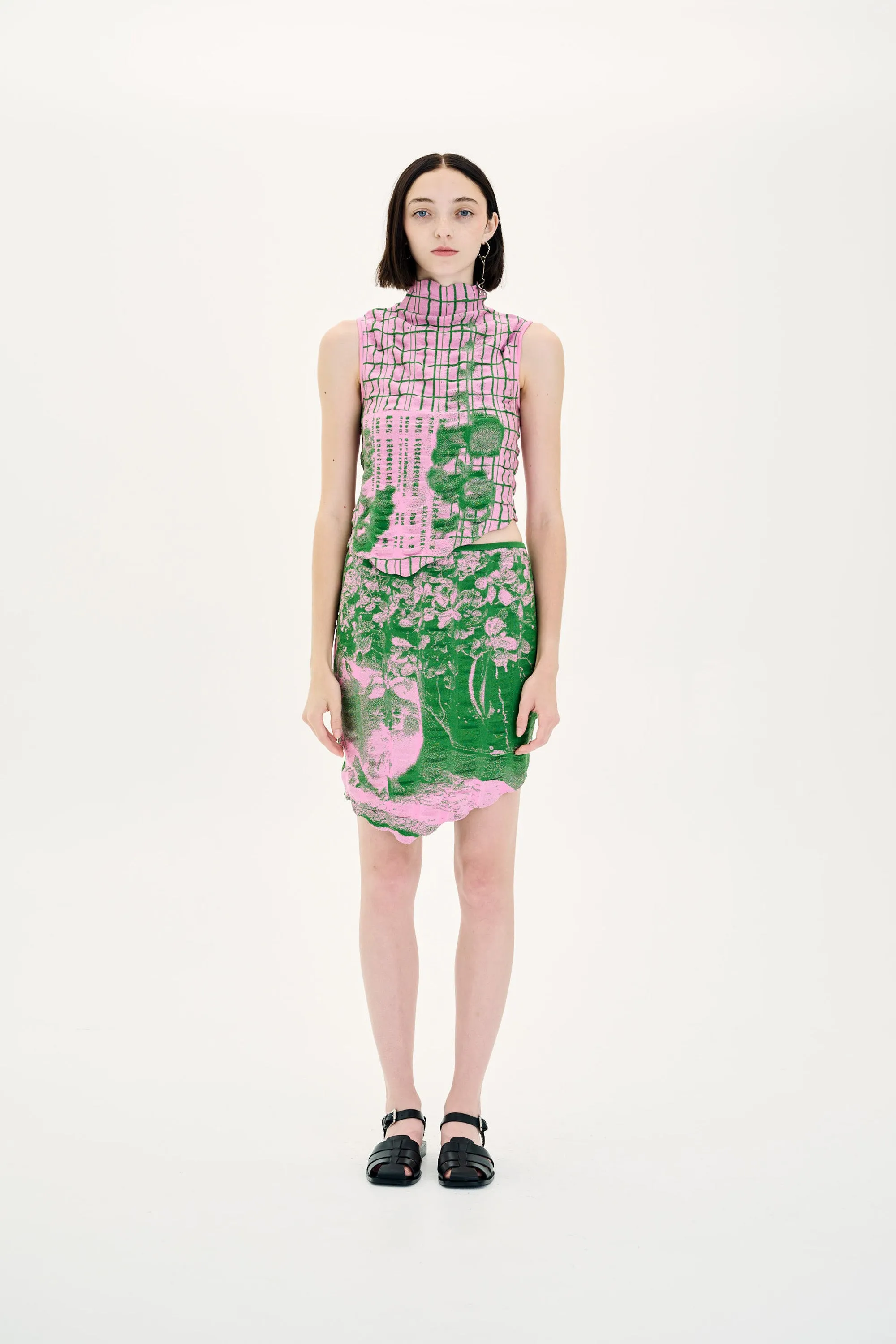 ErgonomicShape ButterySoftTextile KIRI PLAID PRINT RUCHED TANK TOP