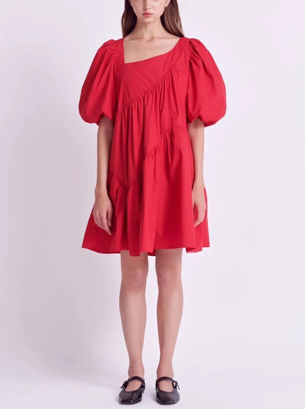 Sadie Dress Semi Casual confident look