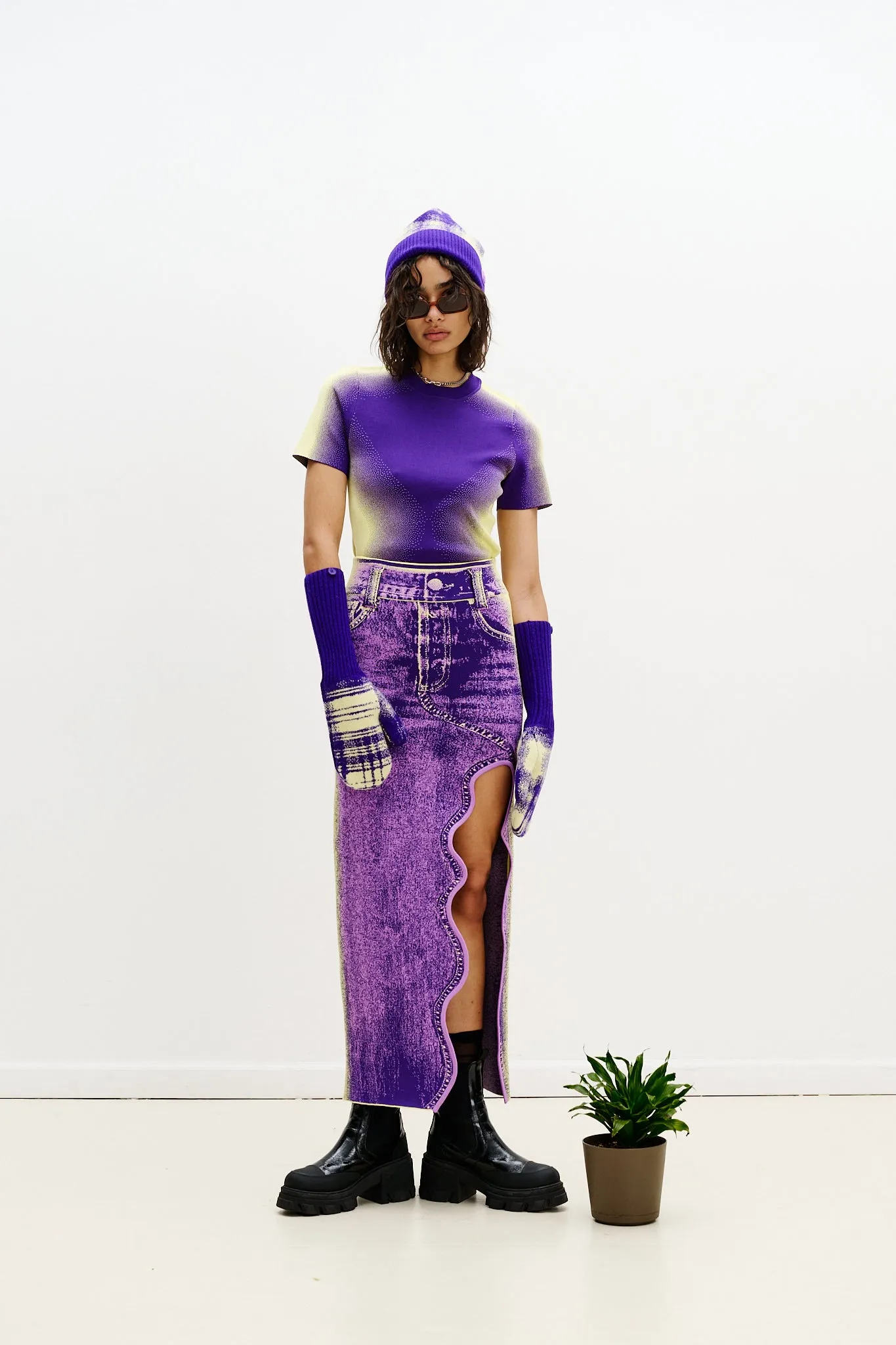 Comfortable Wear LILY WAVY MIDI DENIM SKIRT