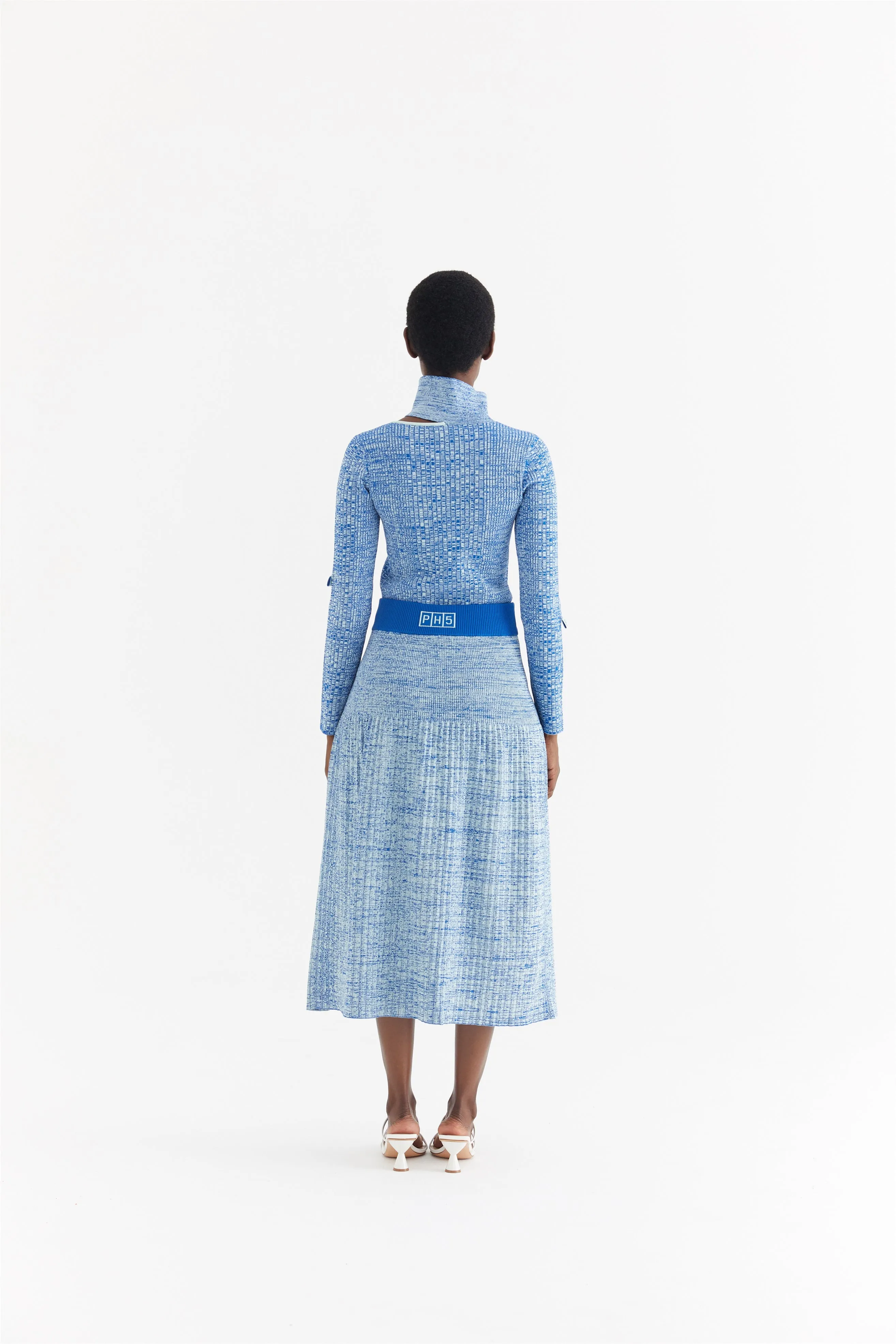 SUSAN MOCK NECK LONG SLEEVE PULLOVER Durable Fiber Blend