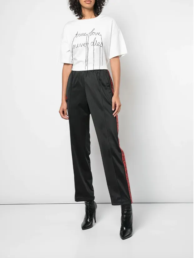 TRUE LOVE NEVER DIES TOP Comfortable apparel