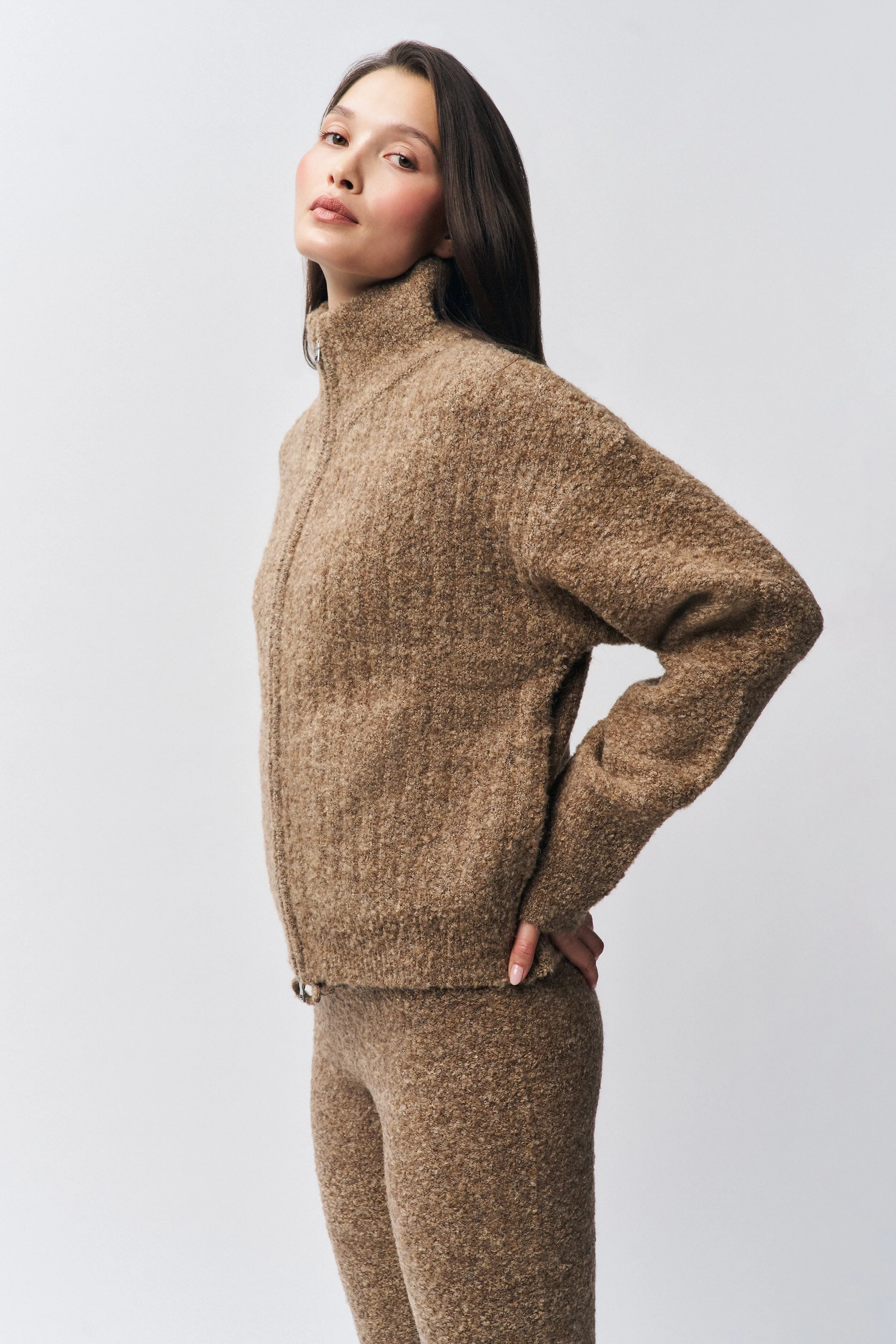 Mila Zip Up Roomy Waist