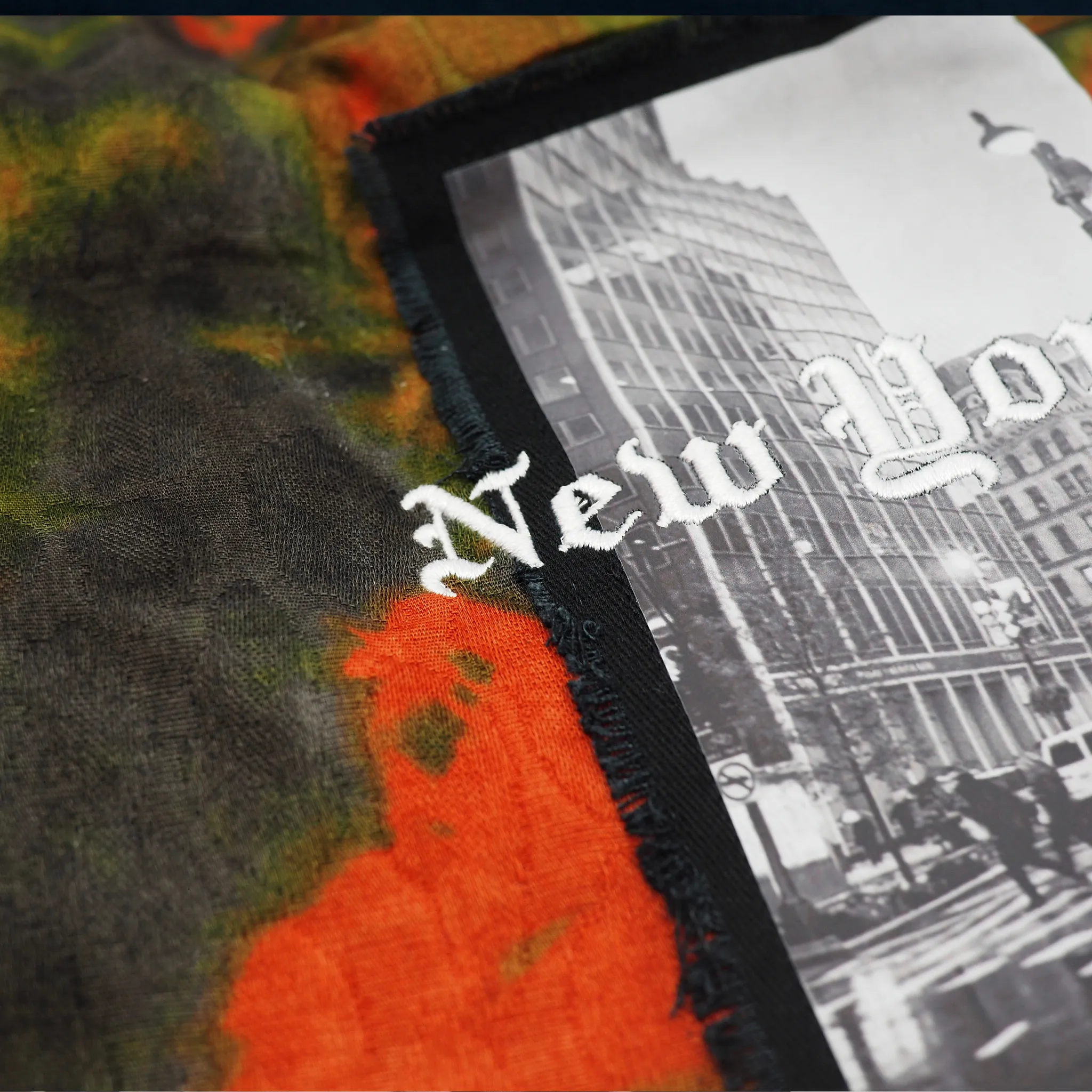 artisanal quality UP IN FLAMES SHORTS GREEN/ORANGE JACQUARD