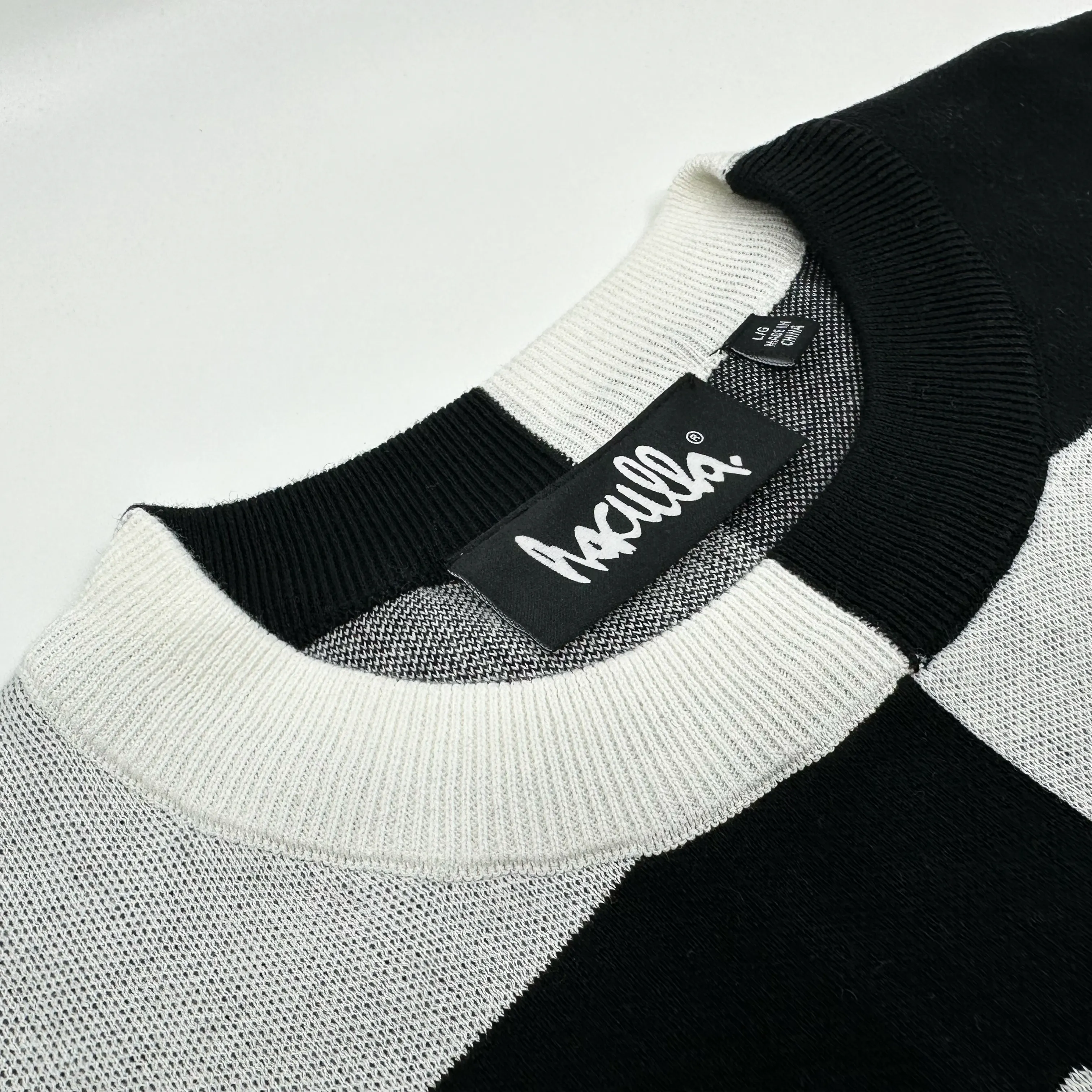 Warm Layer Fit Abrasion Resistant Seams THIS IS CHESS SWEATER