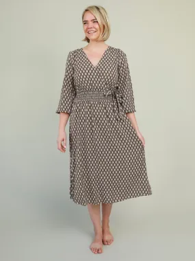 Photo Bright Comfortable and breathable Late Night Midi