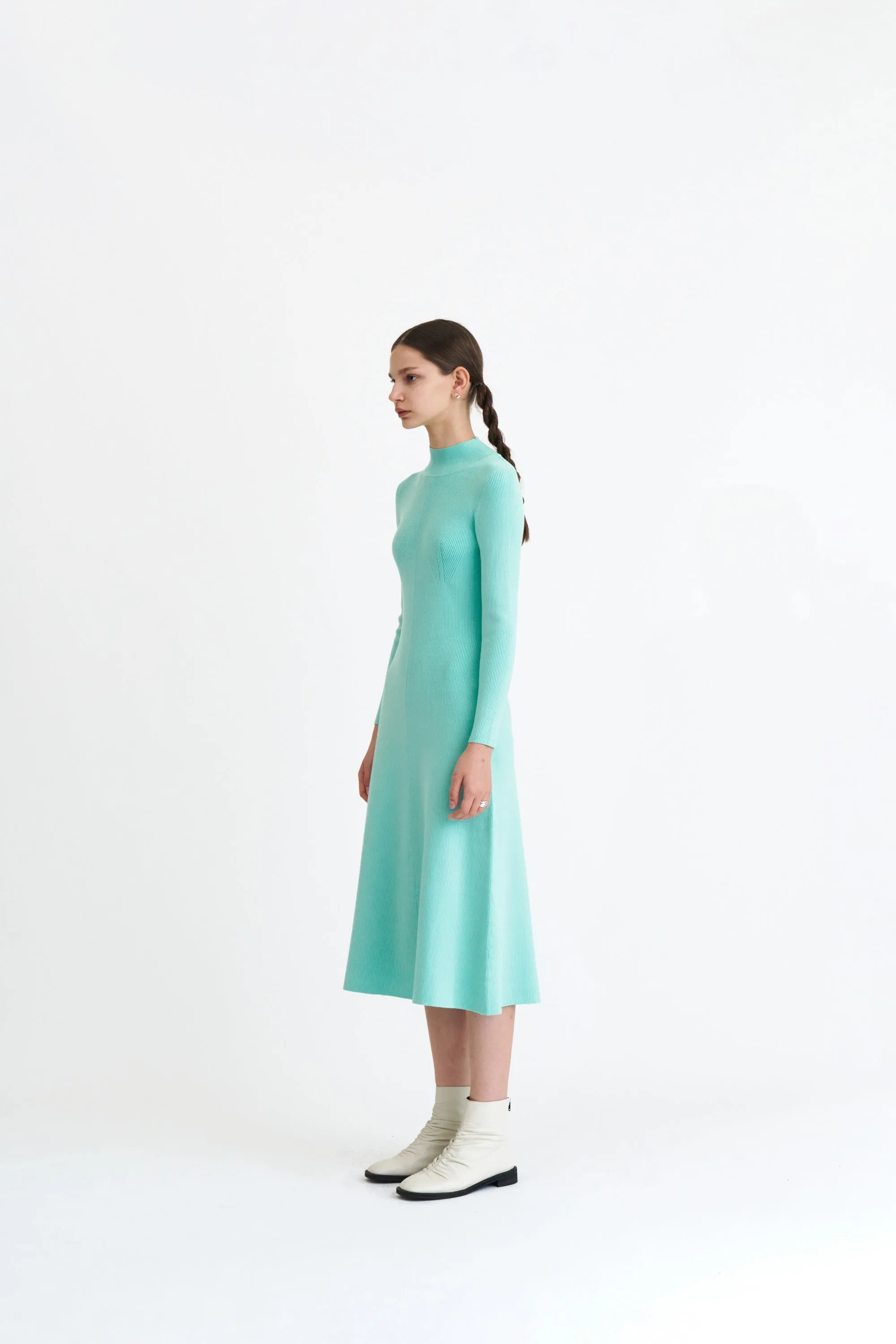 SENNA MAXI DRESS WITH BACK CUT OUT Feminine Comfort