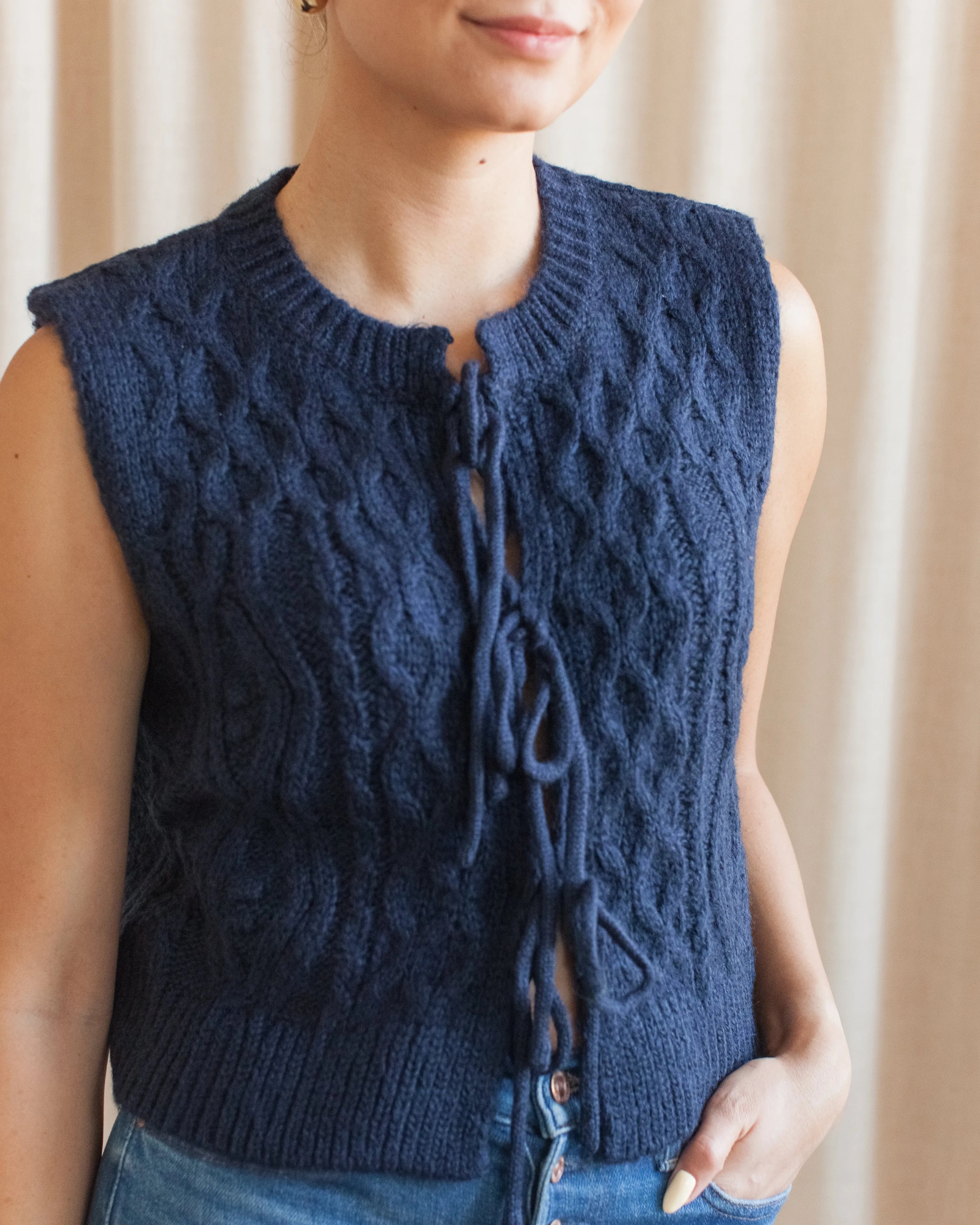 Sophisticated Knit Winter Fashion Must-Have Lucy Cable Knit Vest - Navy