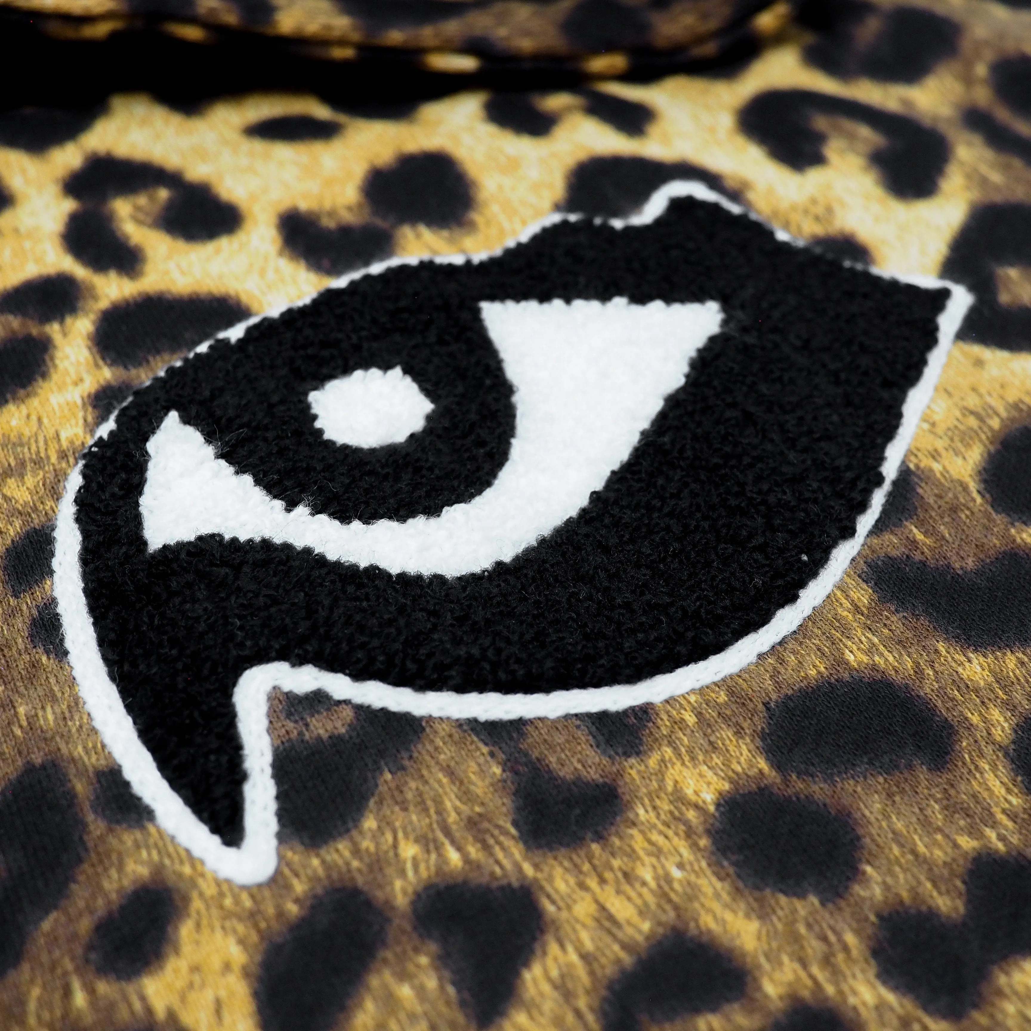 ICONIC EYES ANIMAL HOODIE LEOPARD Anti Pilling Treatment