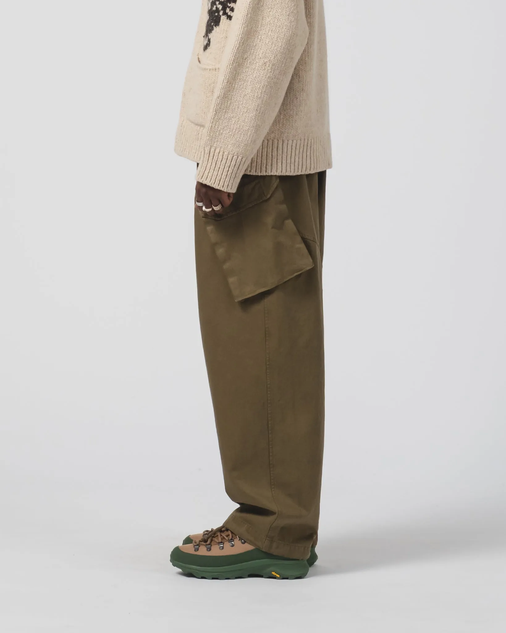 Relaxed Lines Stay Fresh Trooper Pants Gabardine Satin Fossil Green
